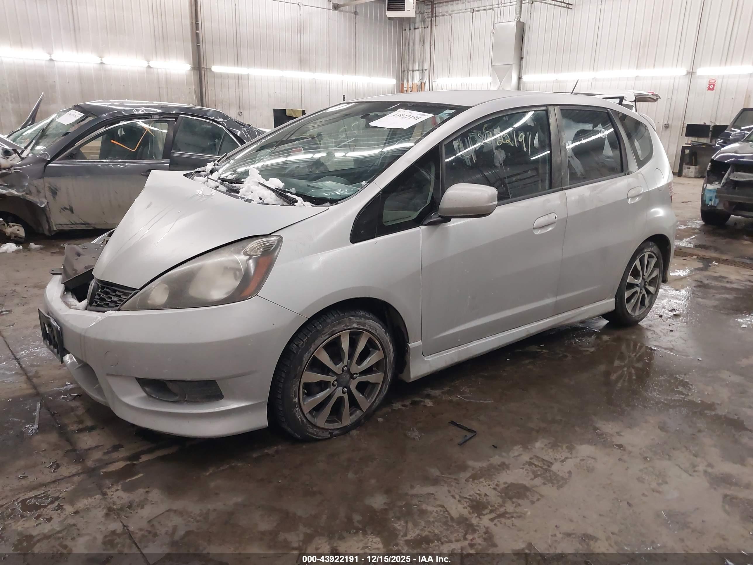 HONDA FIT image 2
