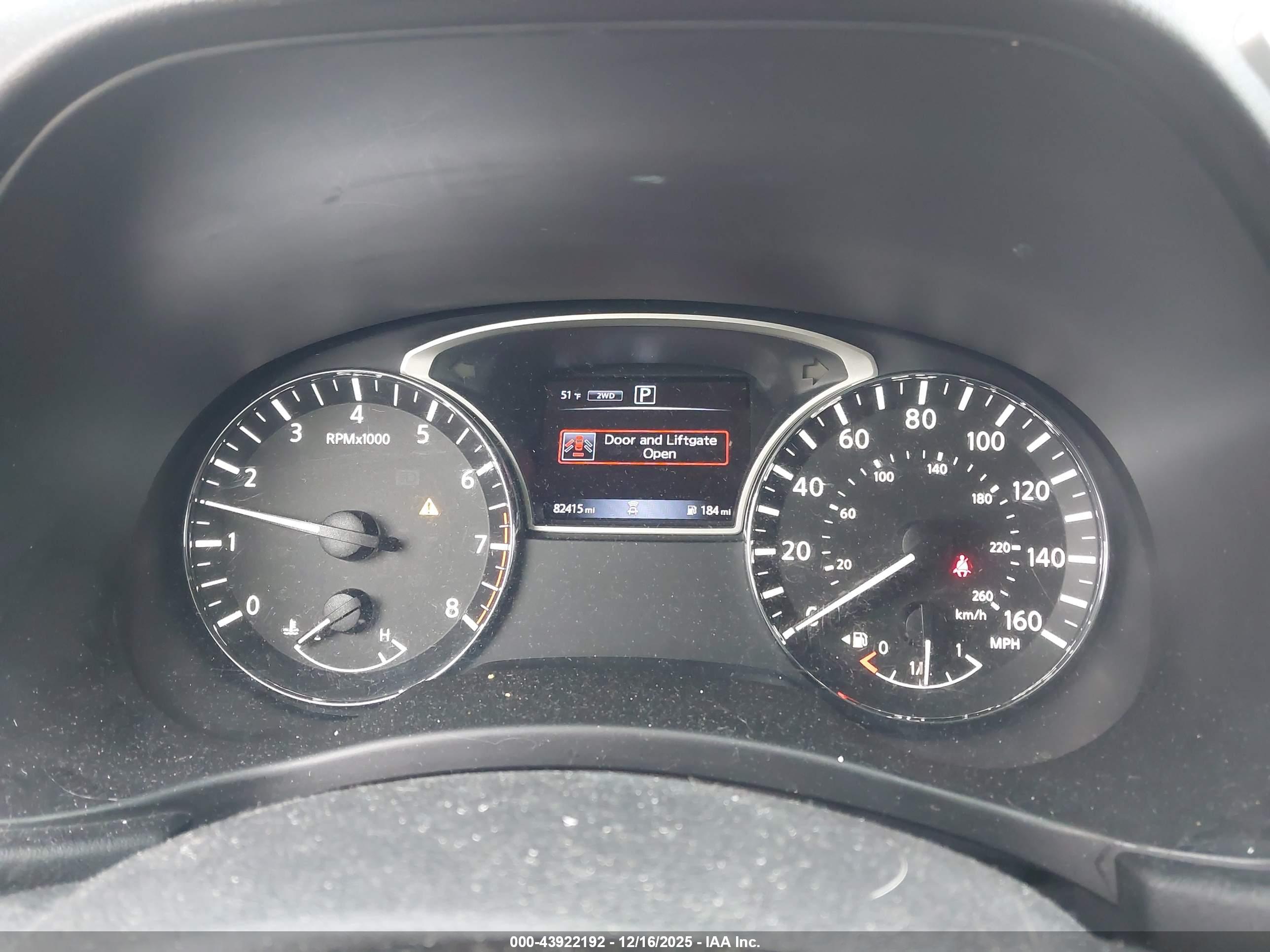 NISSAN PATHFINDER image 7