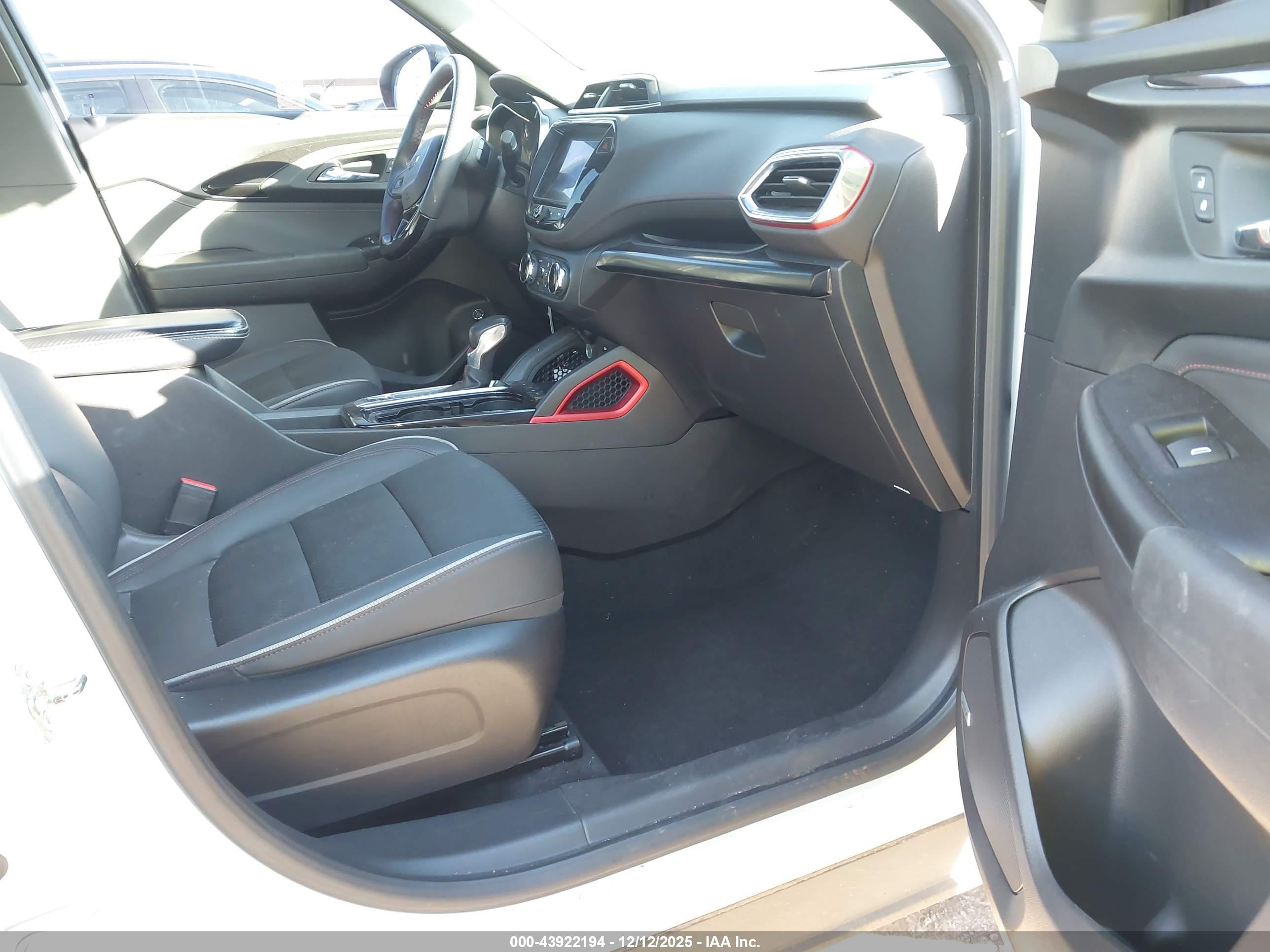 CHEVROLET TRAILBLAZER image 5