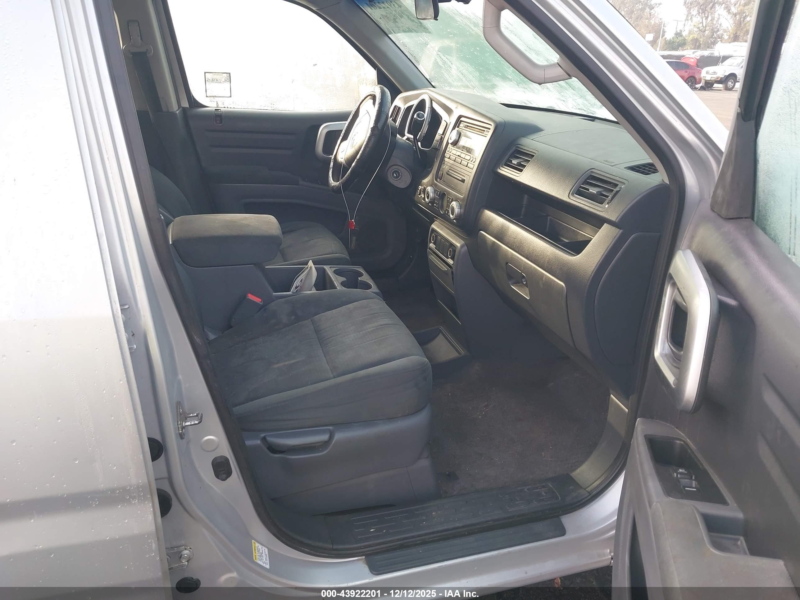 HONDA RIDGELINE image 5