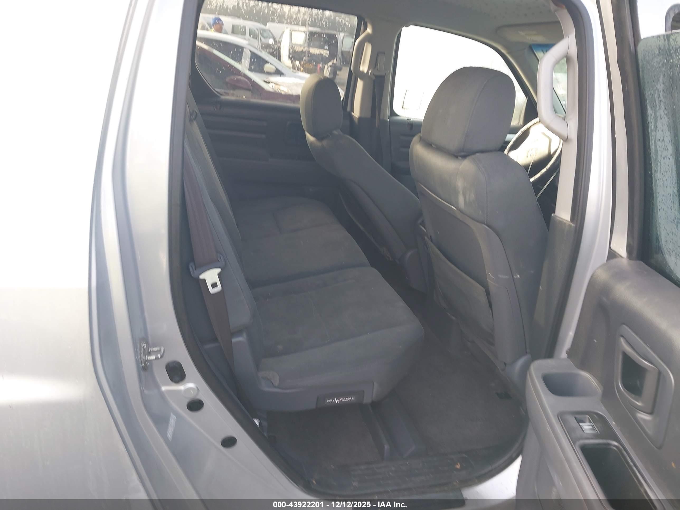HONDA RIDGELINE image 8