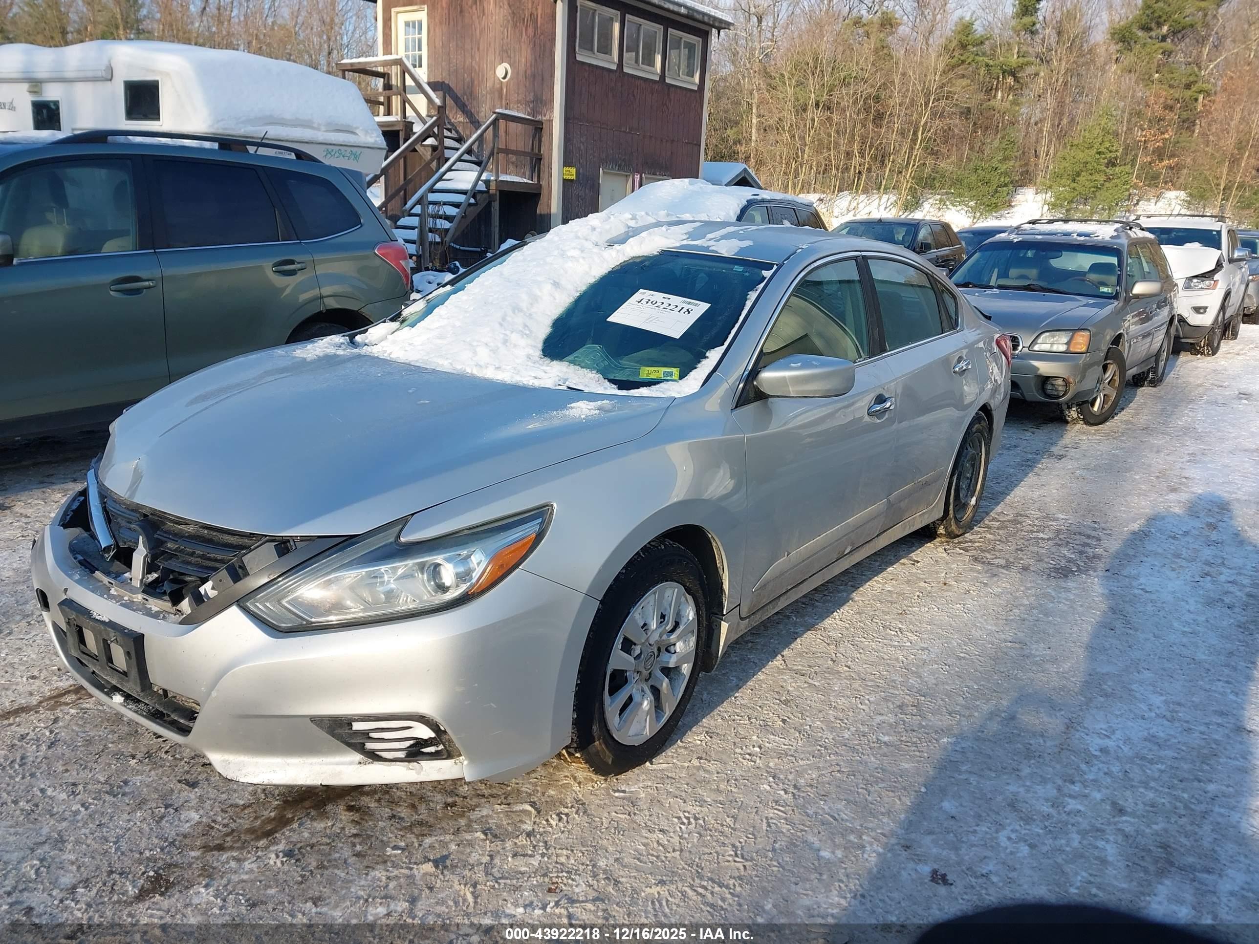 NISSAN ALTIMA image 2
