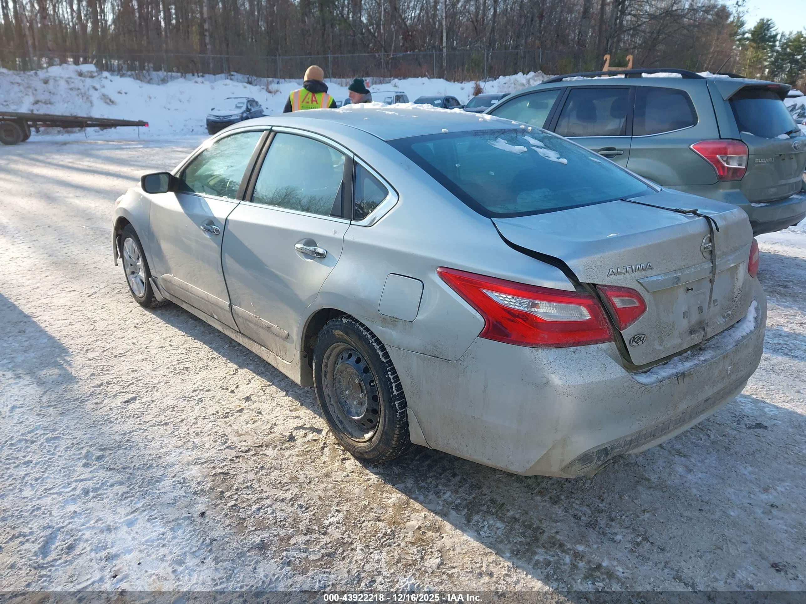NISSAN ALTIMA image 3
