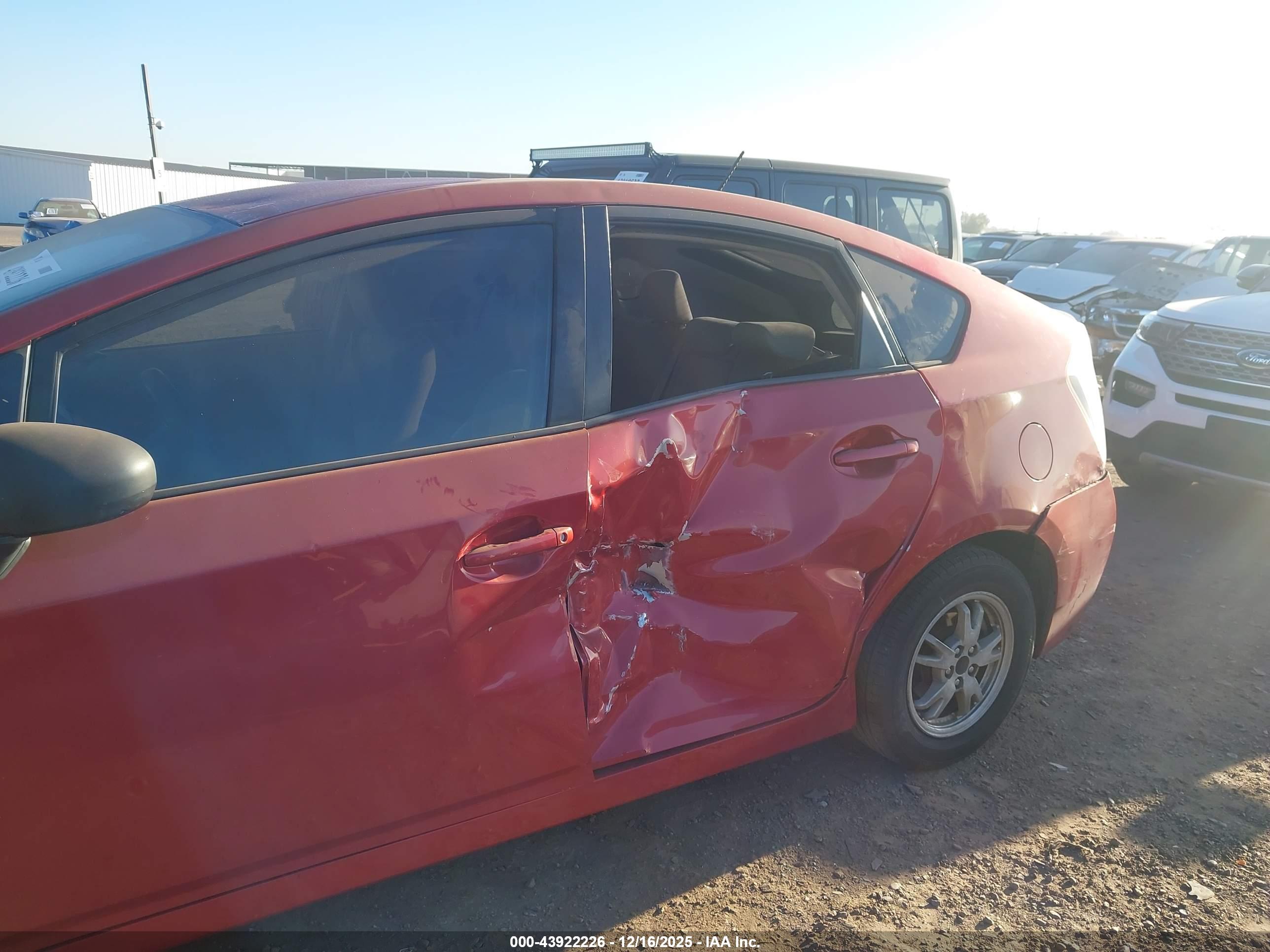 TOYOTA PRIUS image 6