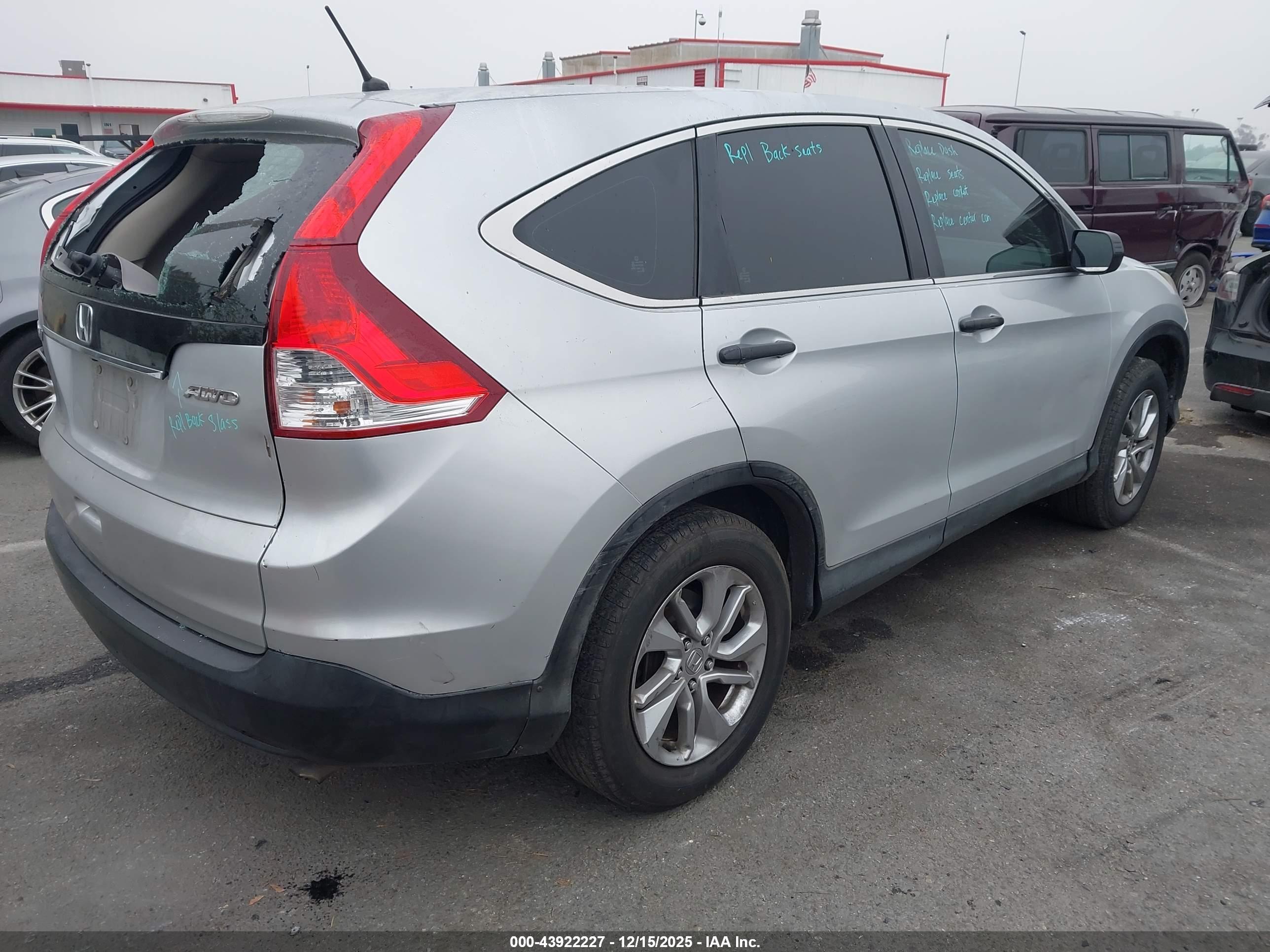 HONDA CR-V image 4
