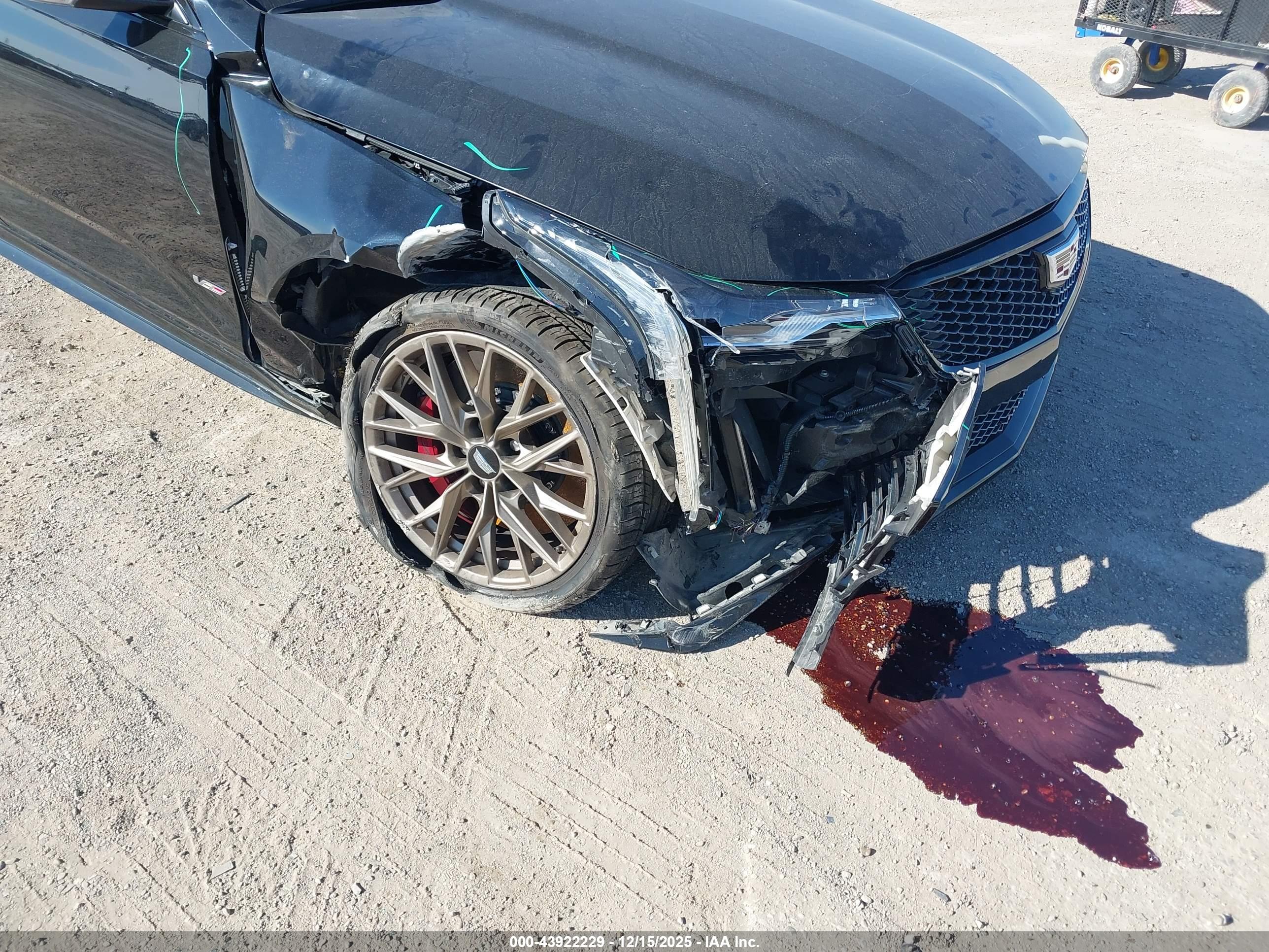 CADILLAC CT4-V image 6