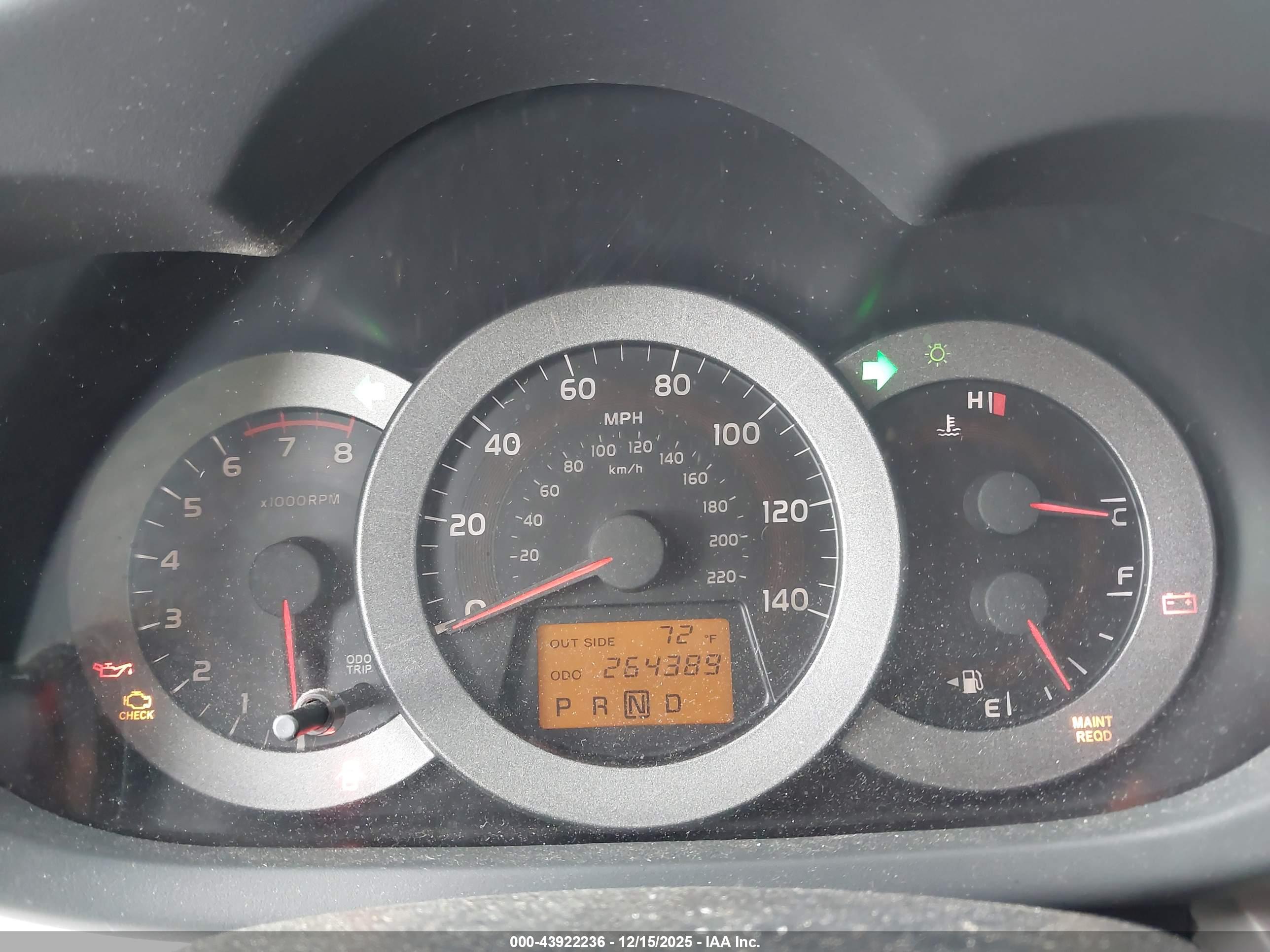 TOYOTA RAV4 image 7
