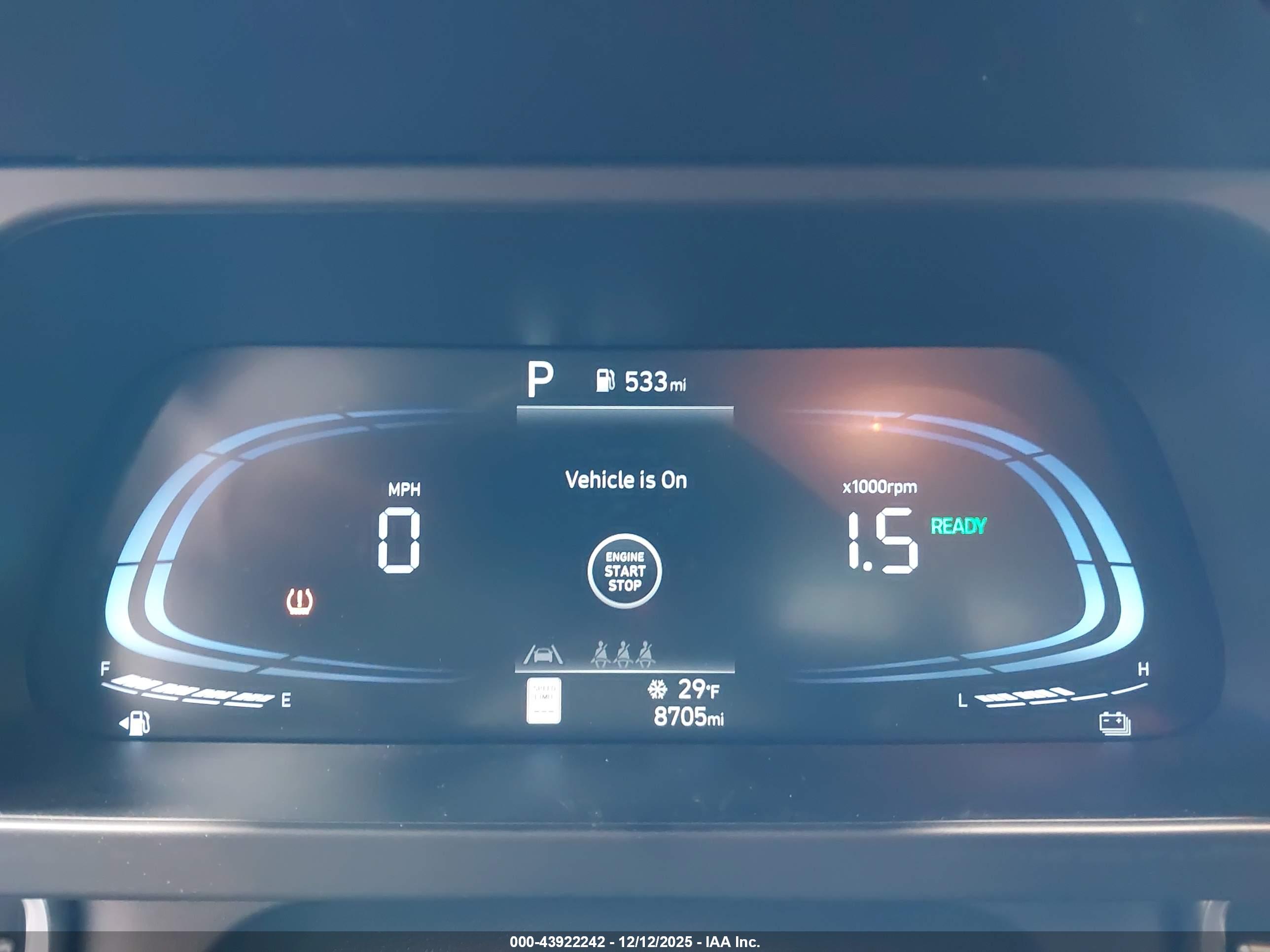 HYUNDAI ELANTRA image 7