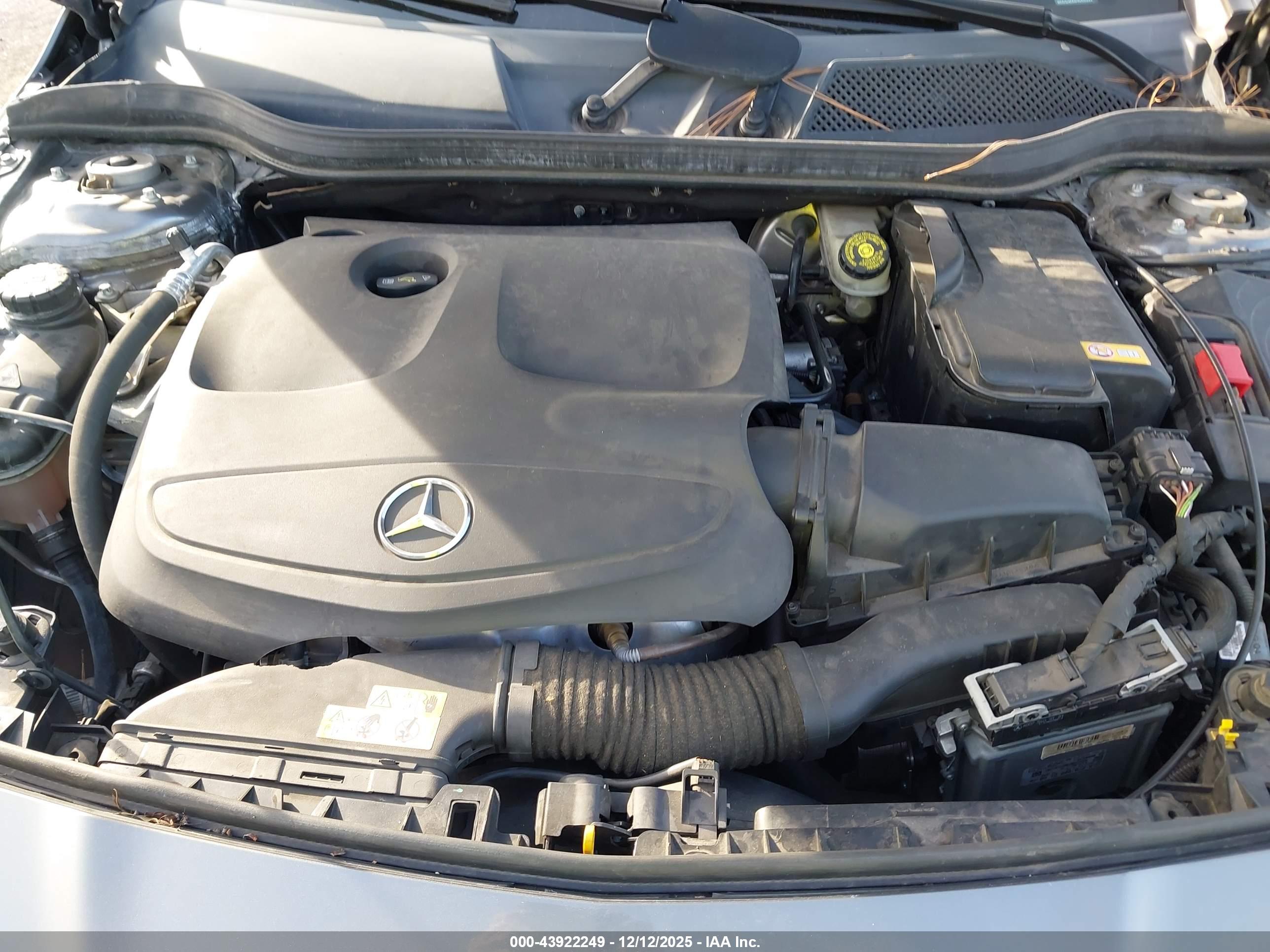 MERCEDES-BENZ CLA image 10