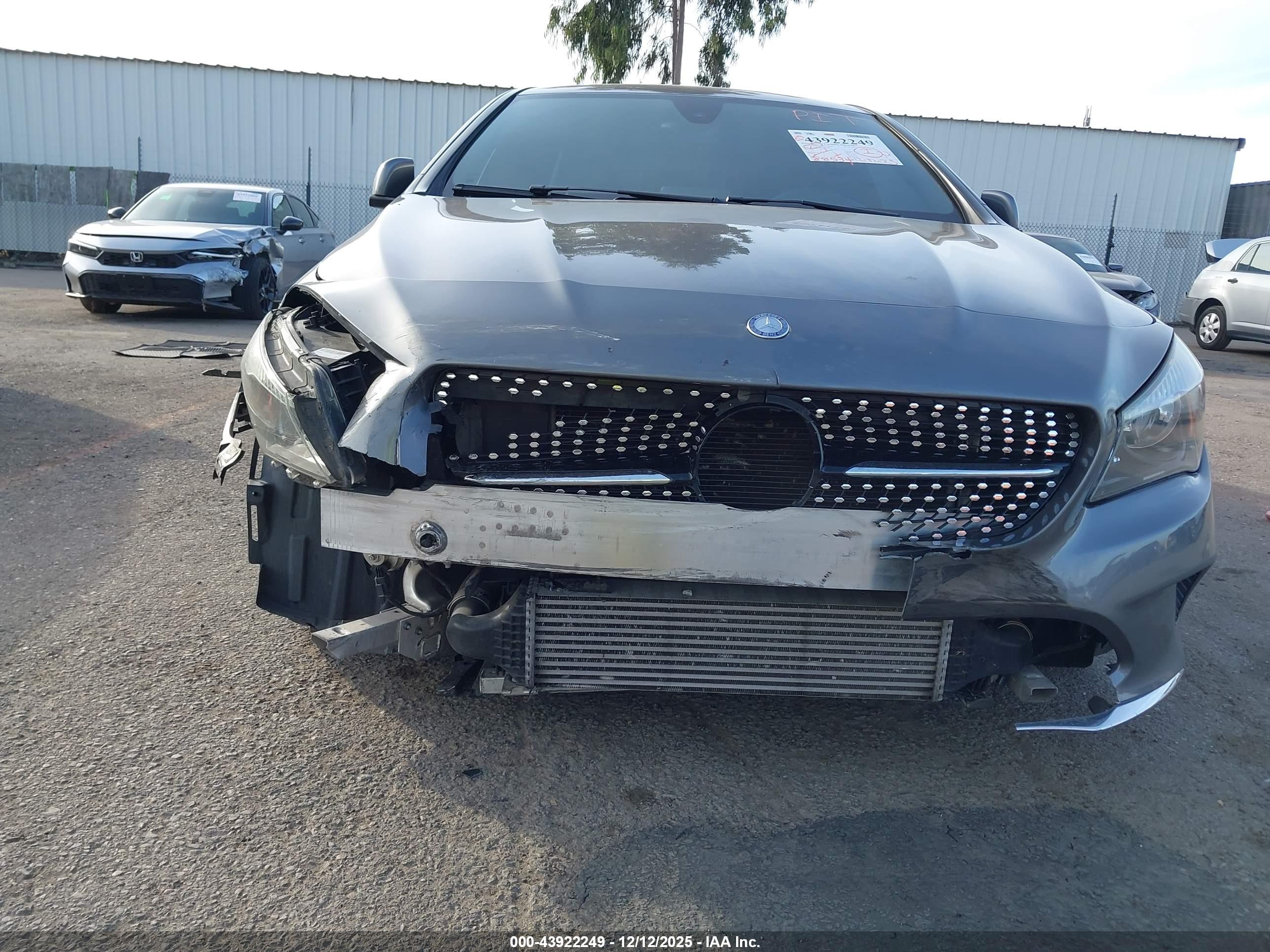 MERCEDES-BENZ CLA image 6