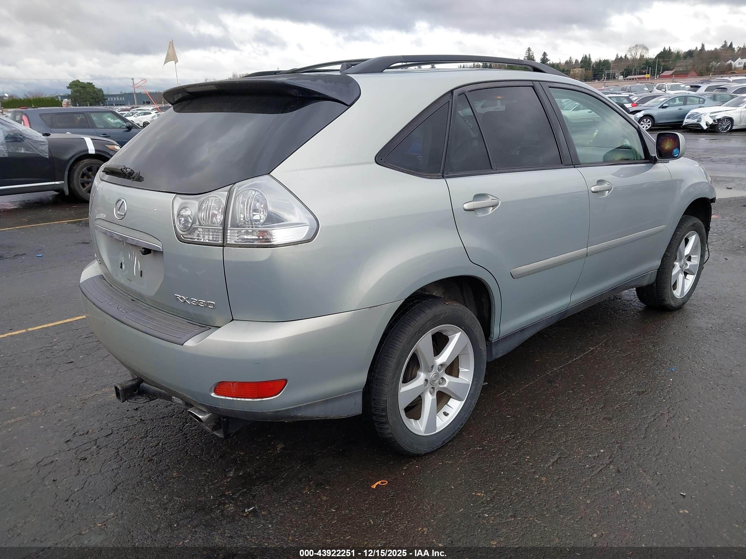 LEXUS RX image 4