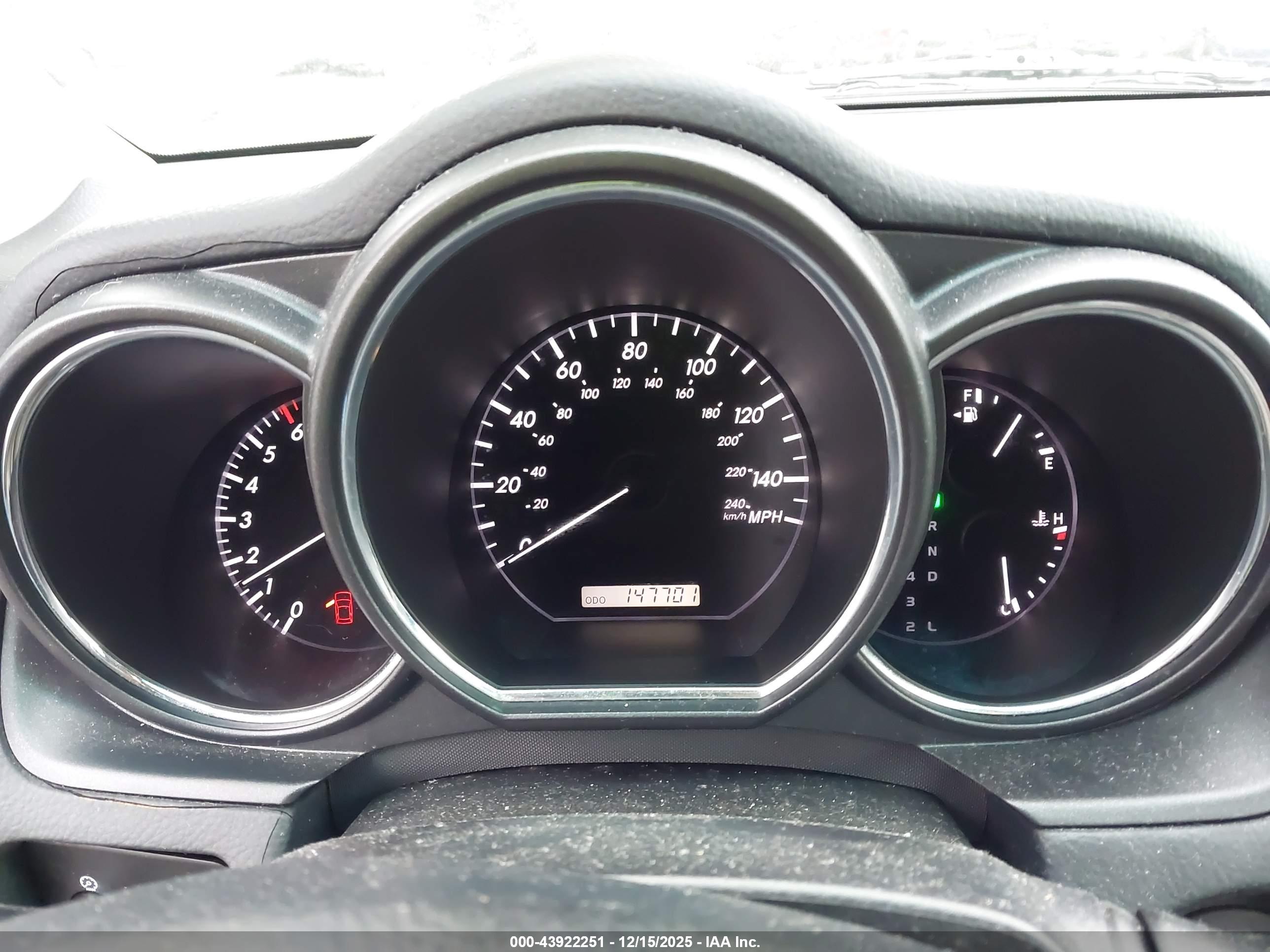 LEXUS RX image 7