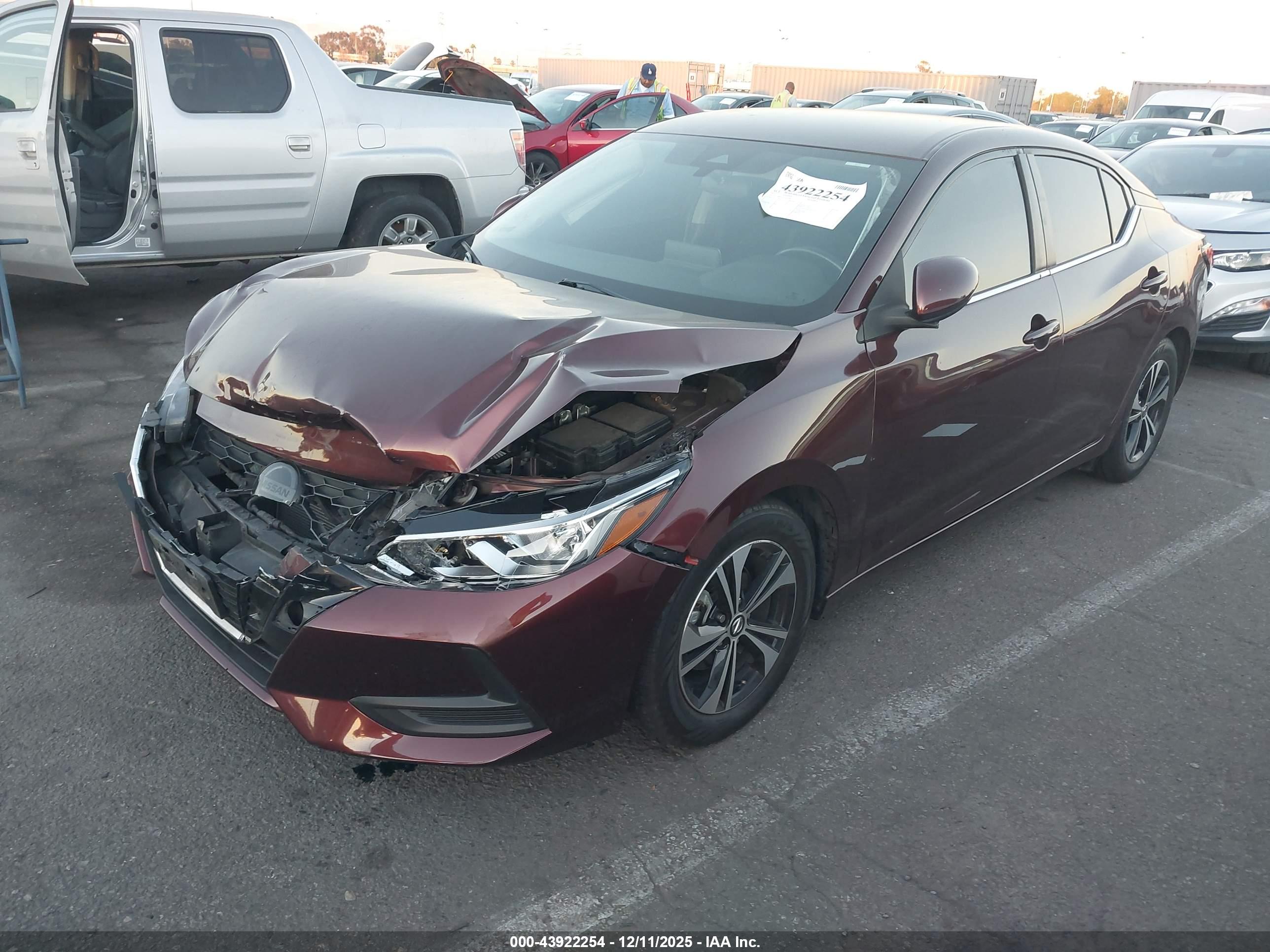 NISSAN SENTRA image 2