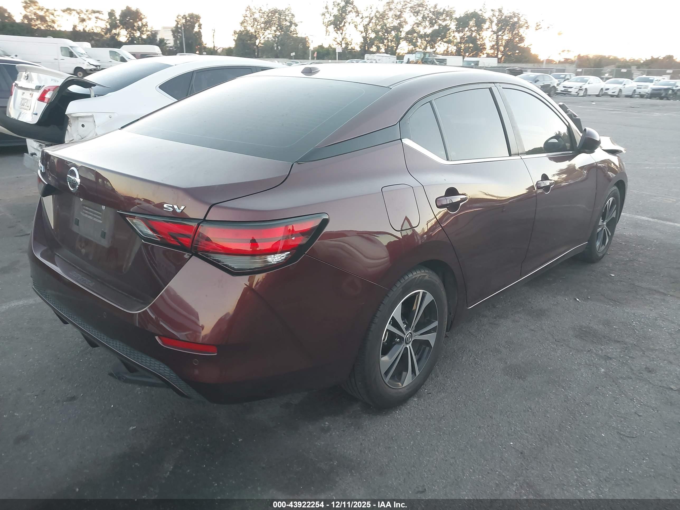 NISSAN SENTRA image 4