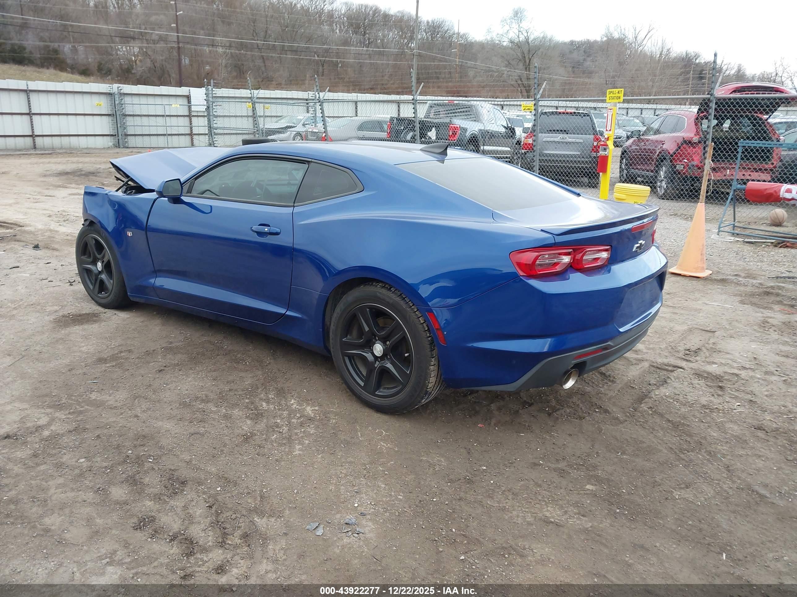 CHEVROLET CAMARO image 3