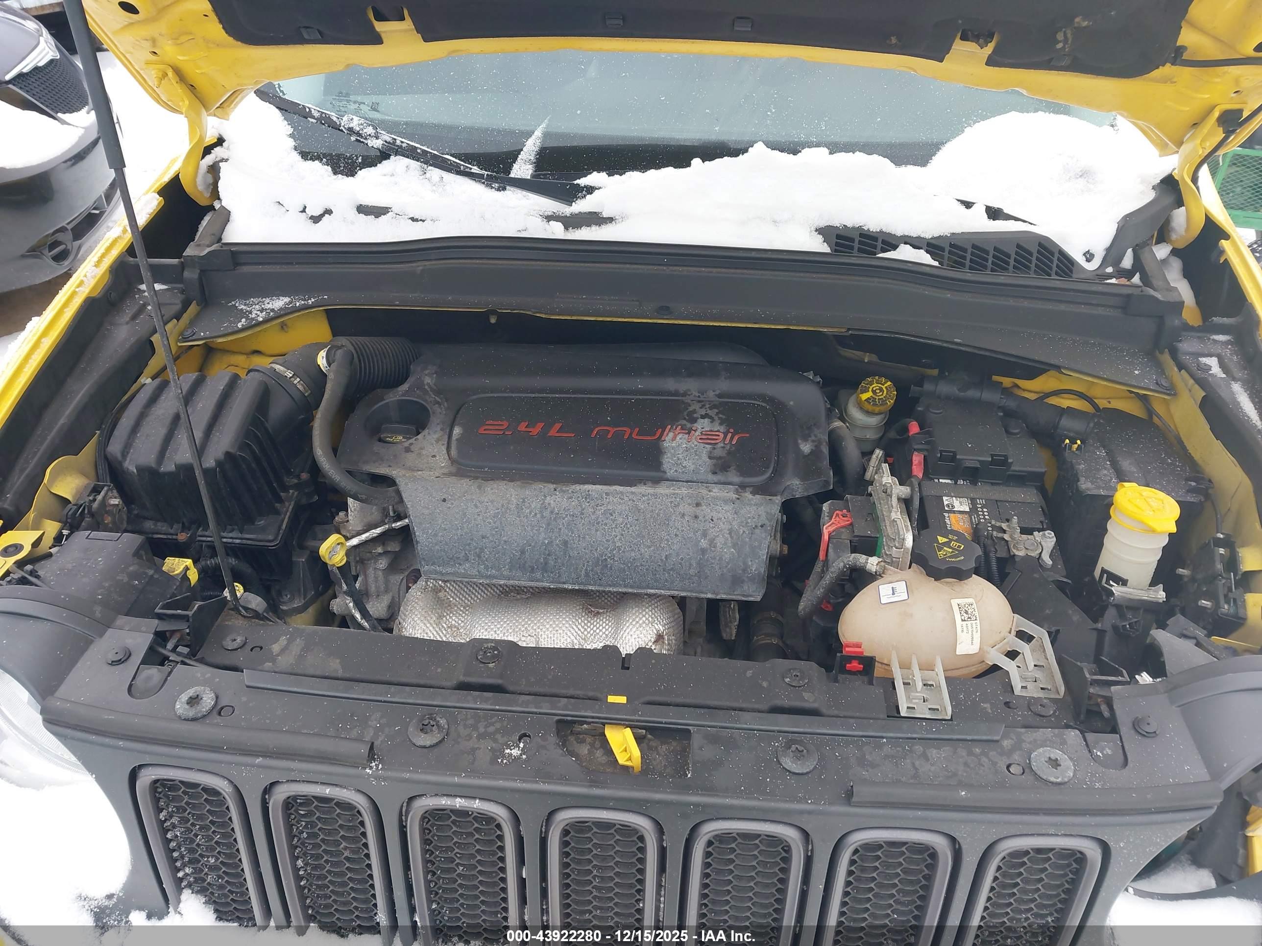 JEEP RENEGADE image 10