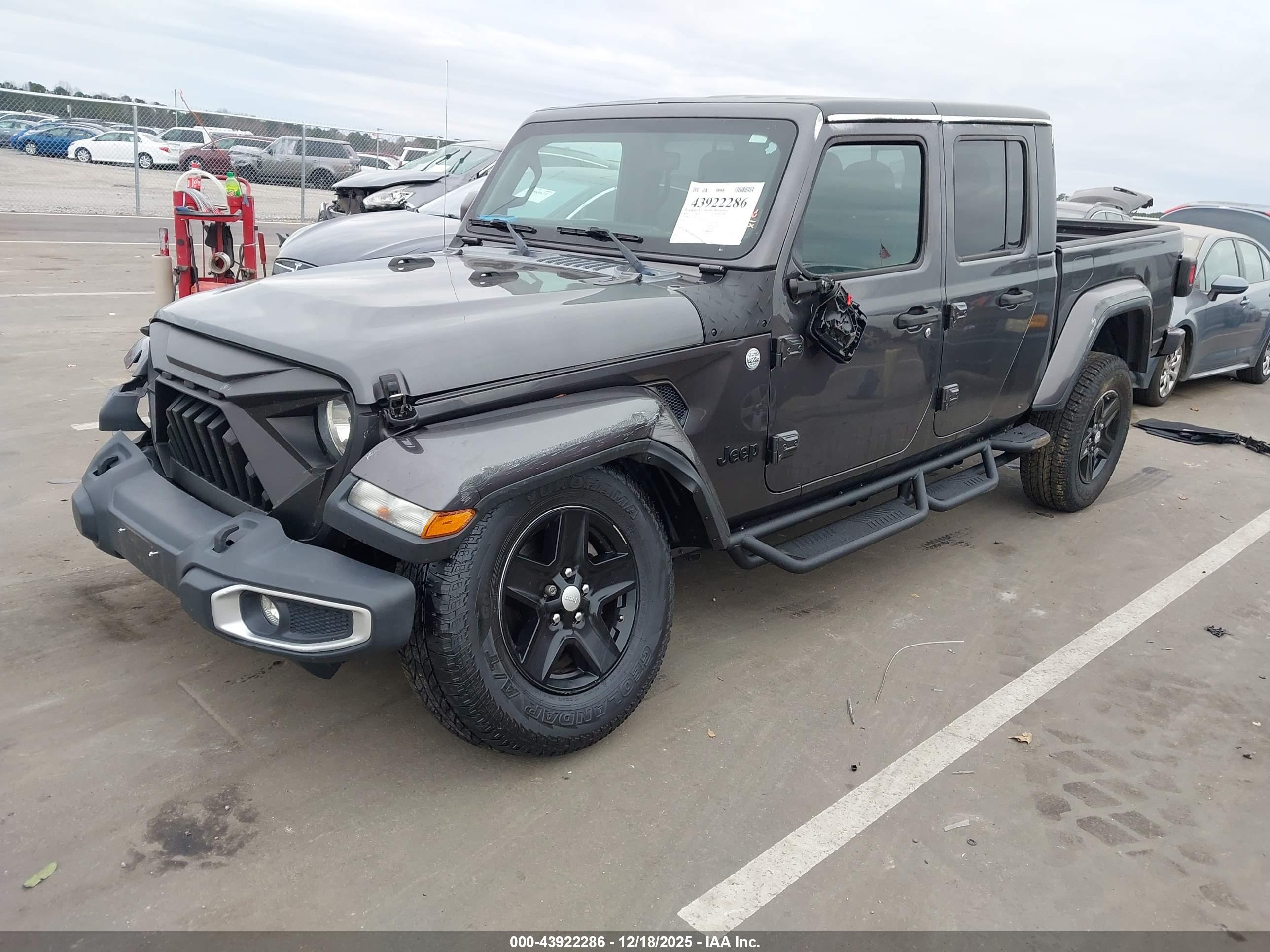 JEEP GLADIATOR image 2