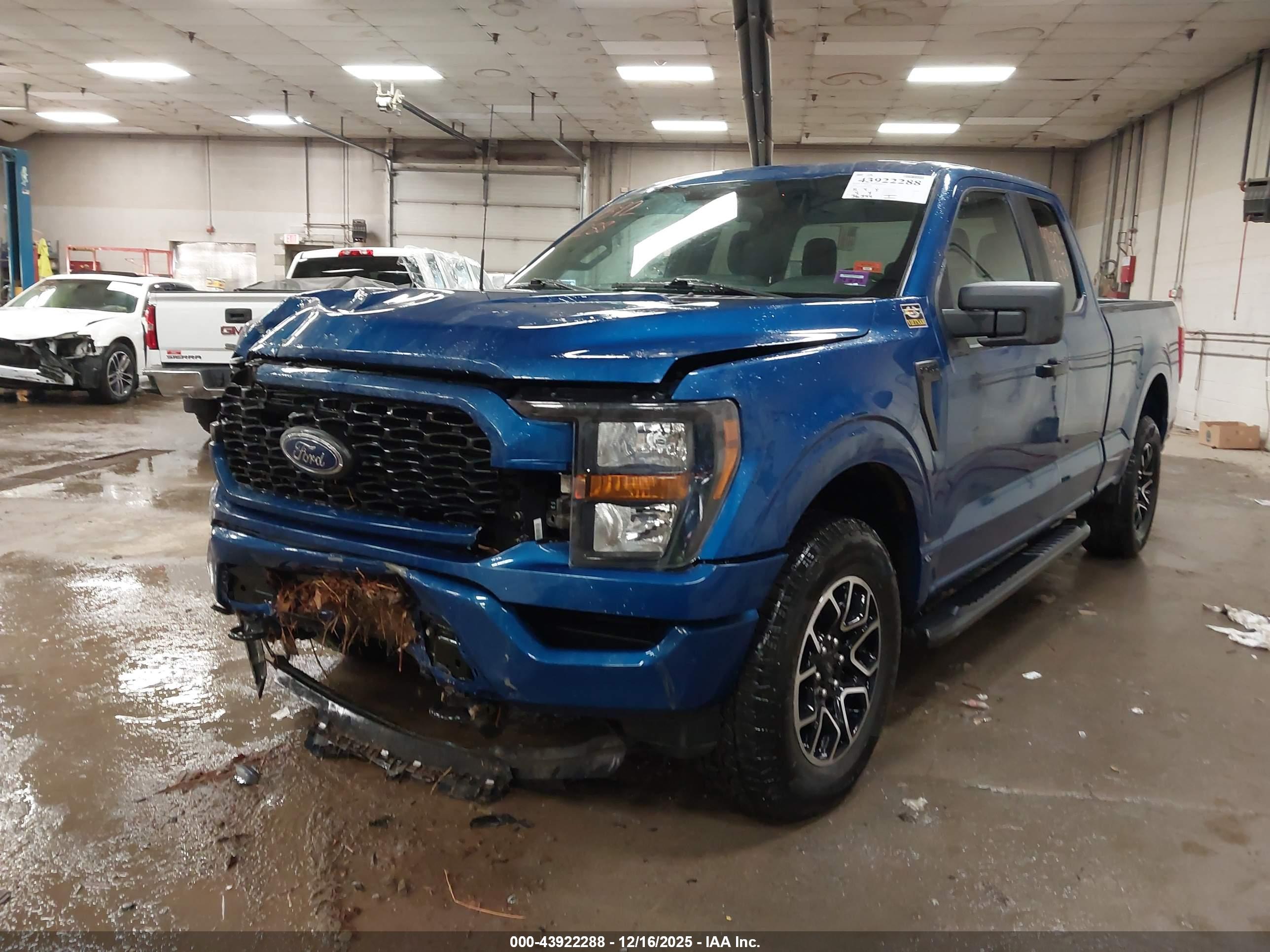 FORD F-150 image 2