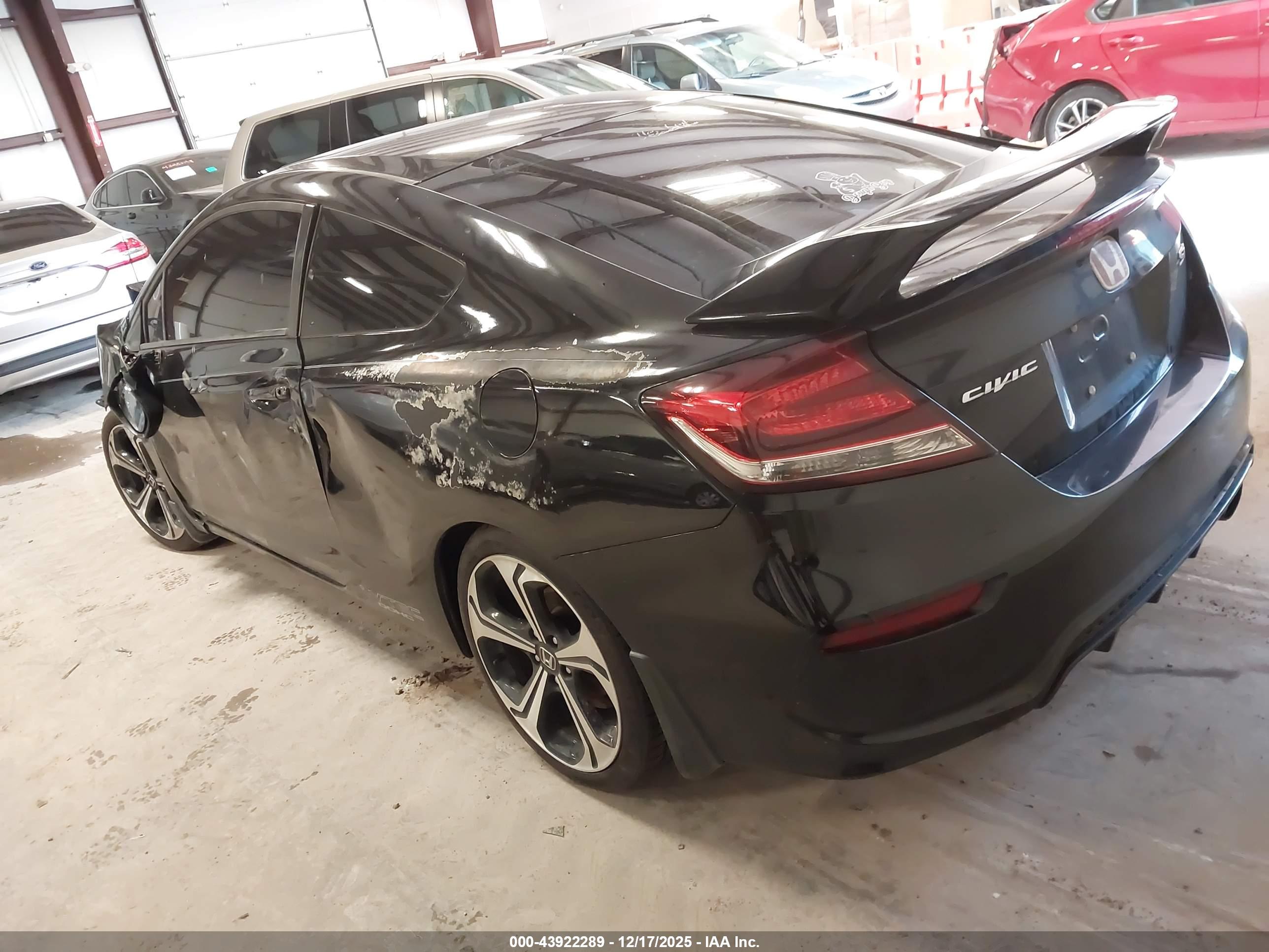 HONDA CIVIC image 3