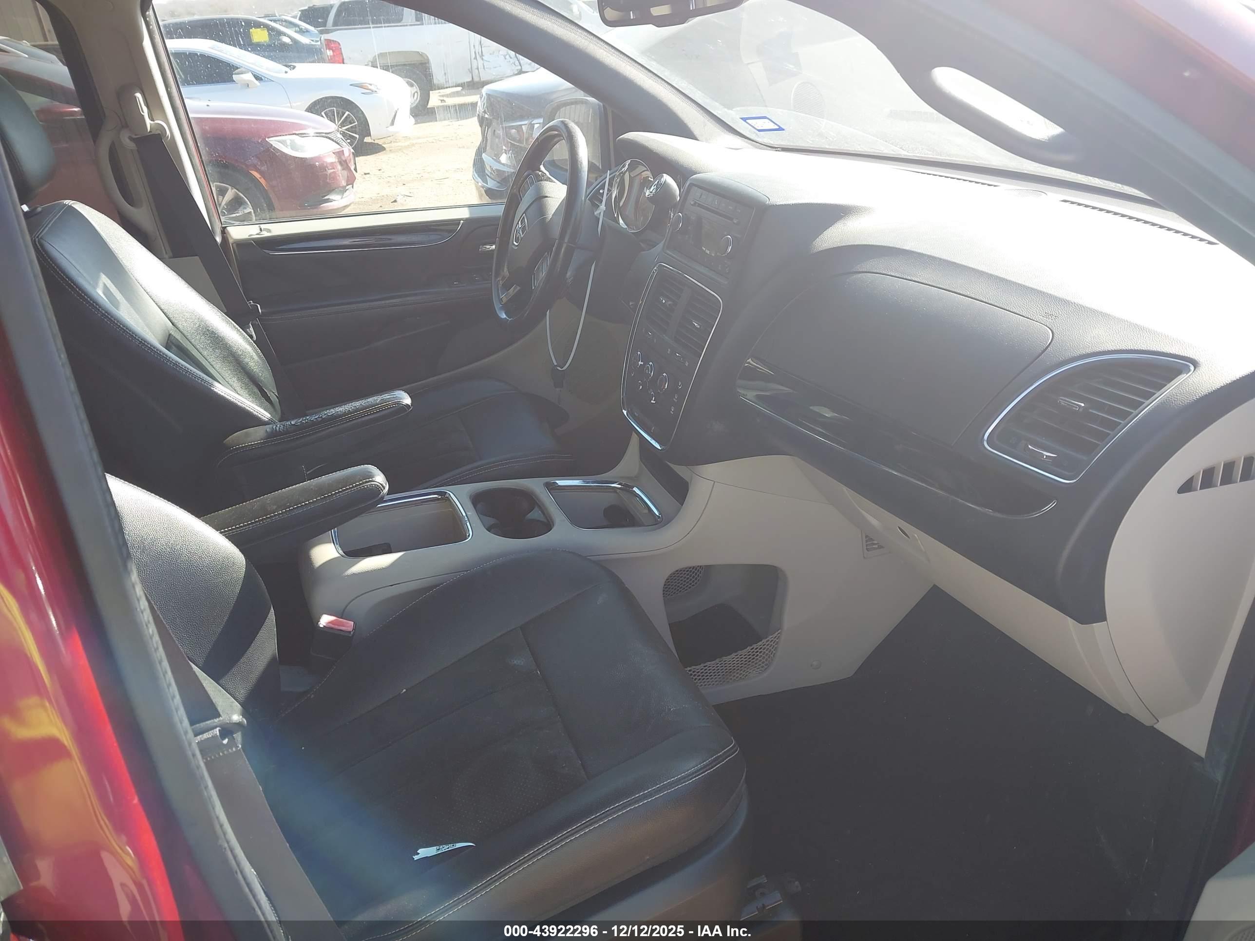 DODGE GRAND image 5