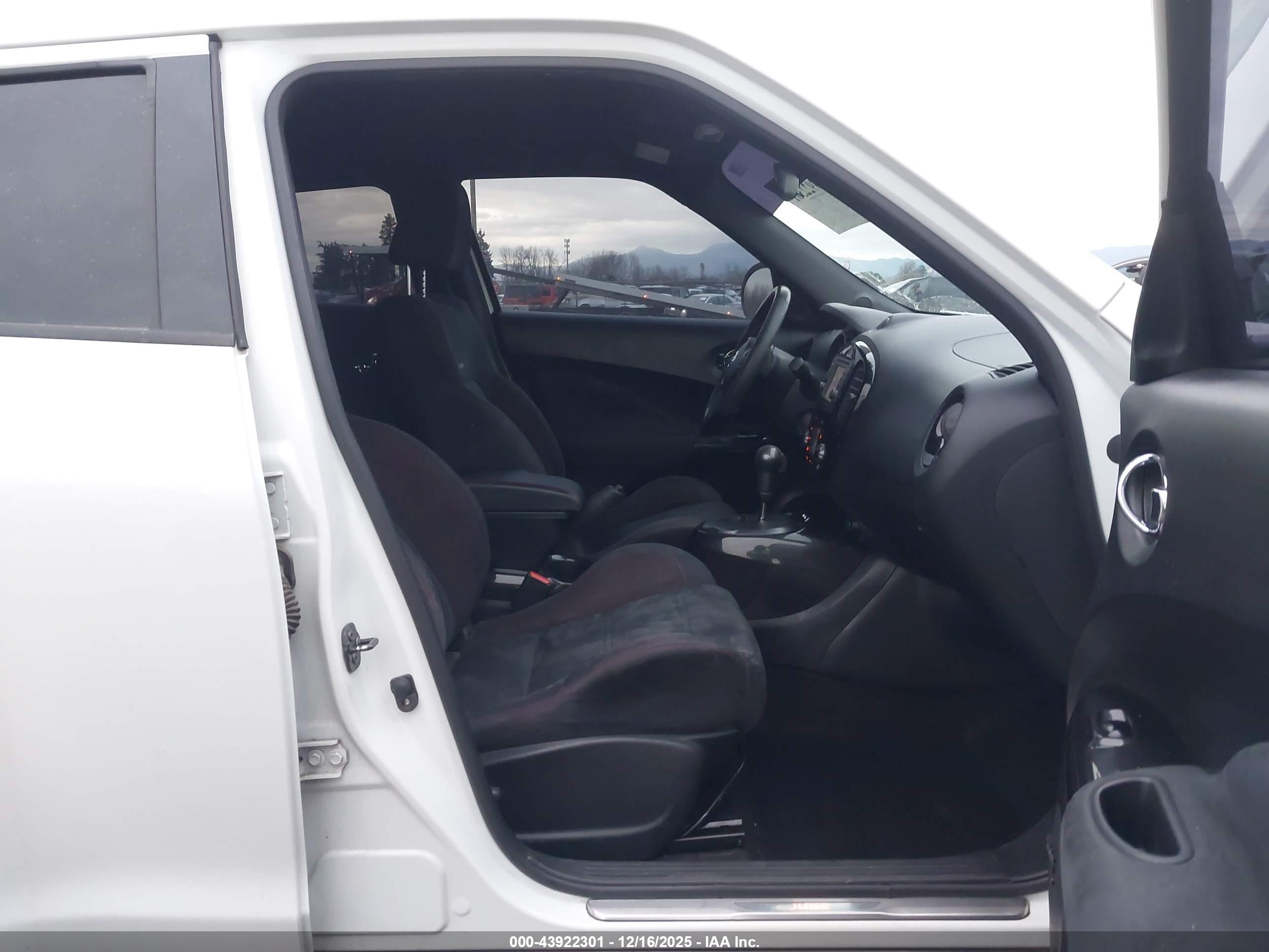 NISSAN JUKE image 5