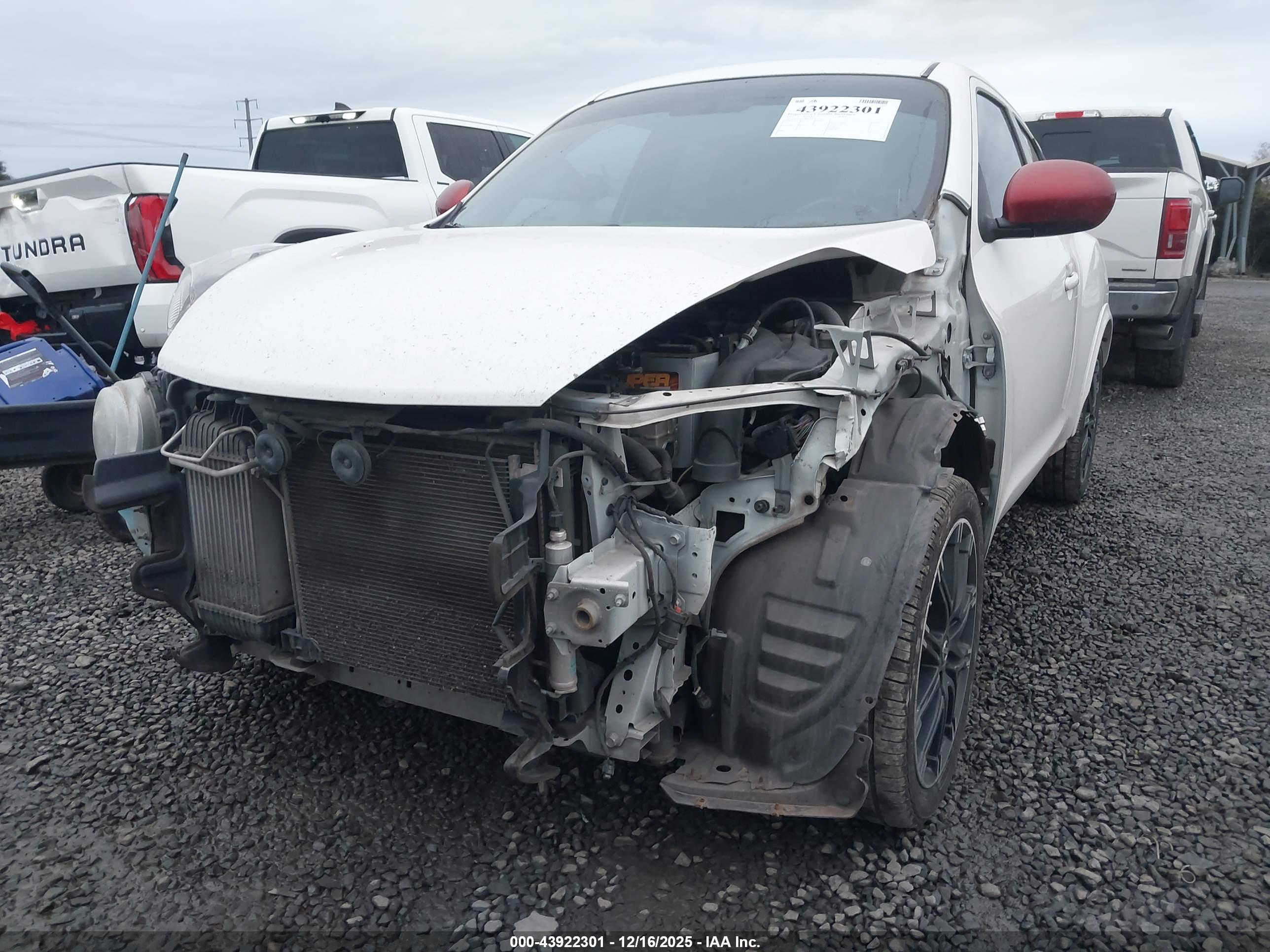 NISSAN JUKE image 6