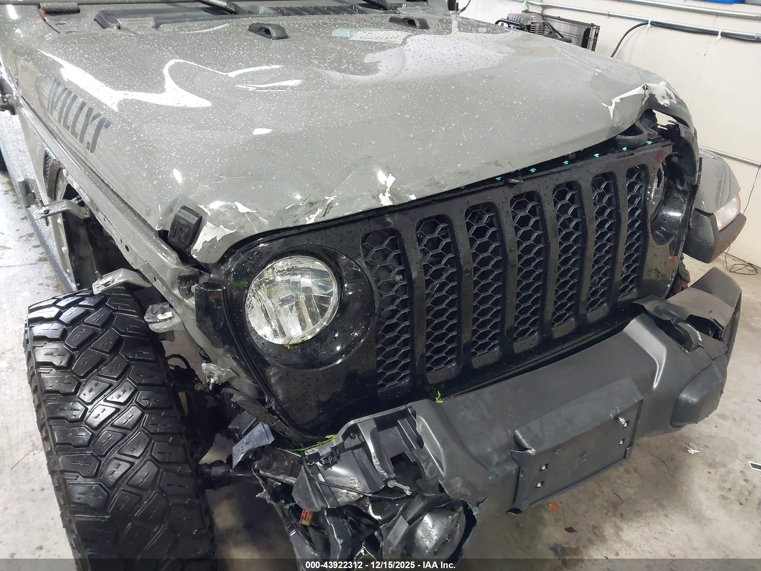 JEEP GLADIATOR image 6