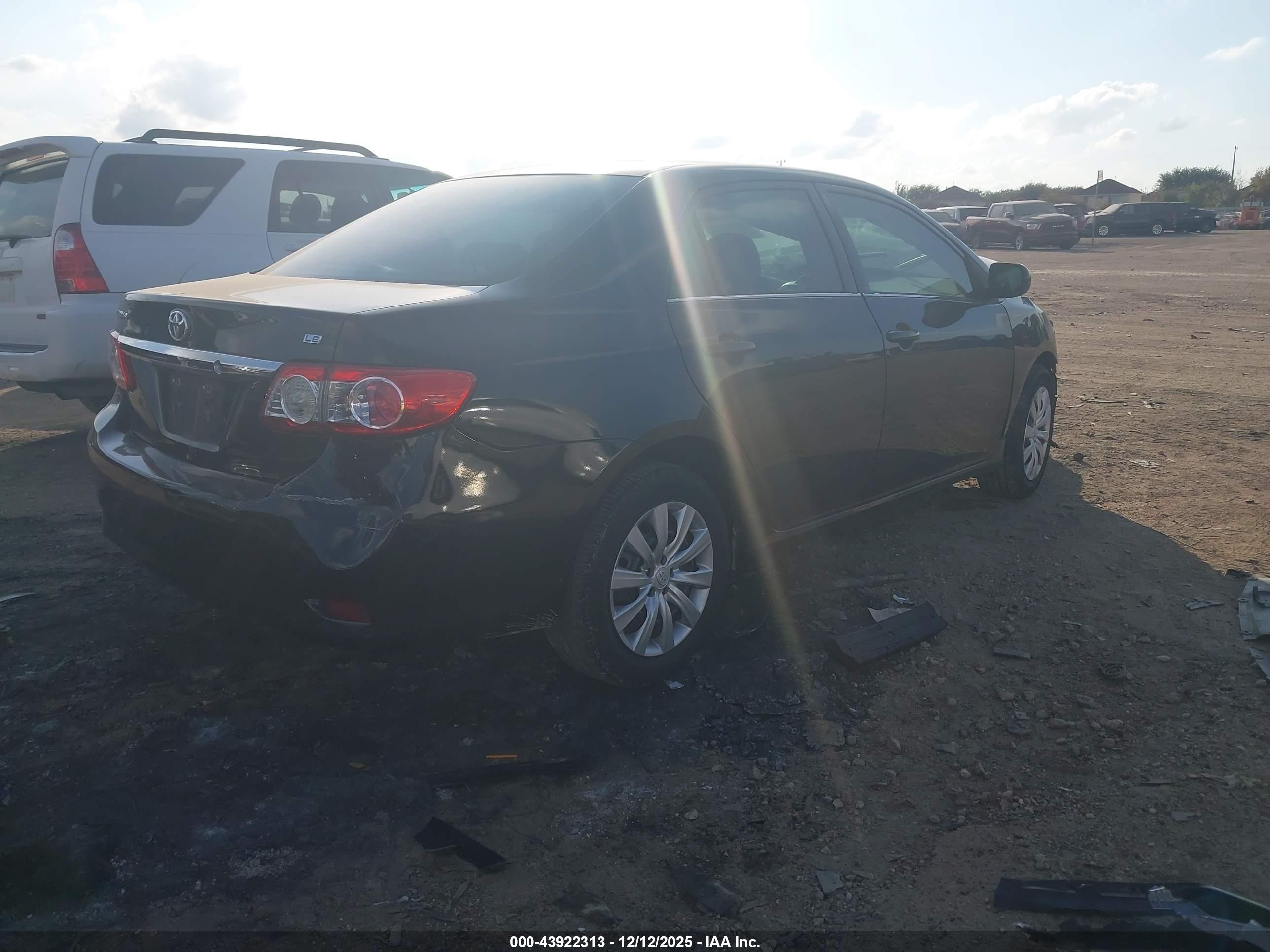 TOYOTA COROLLA image 4