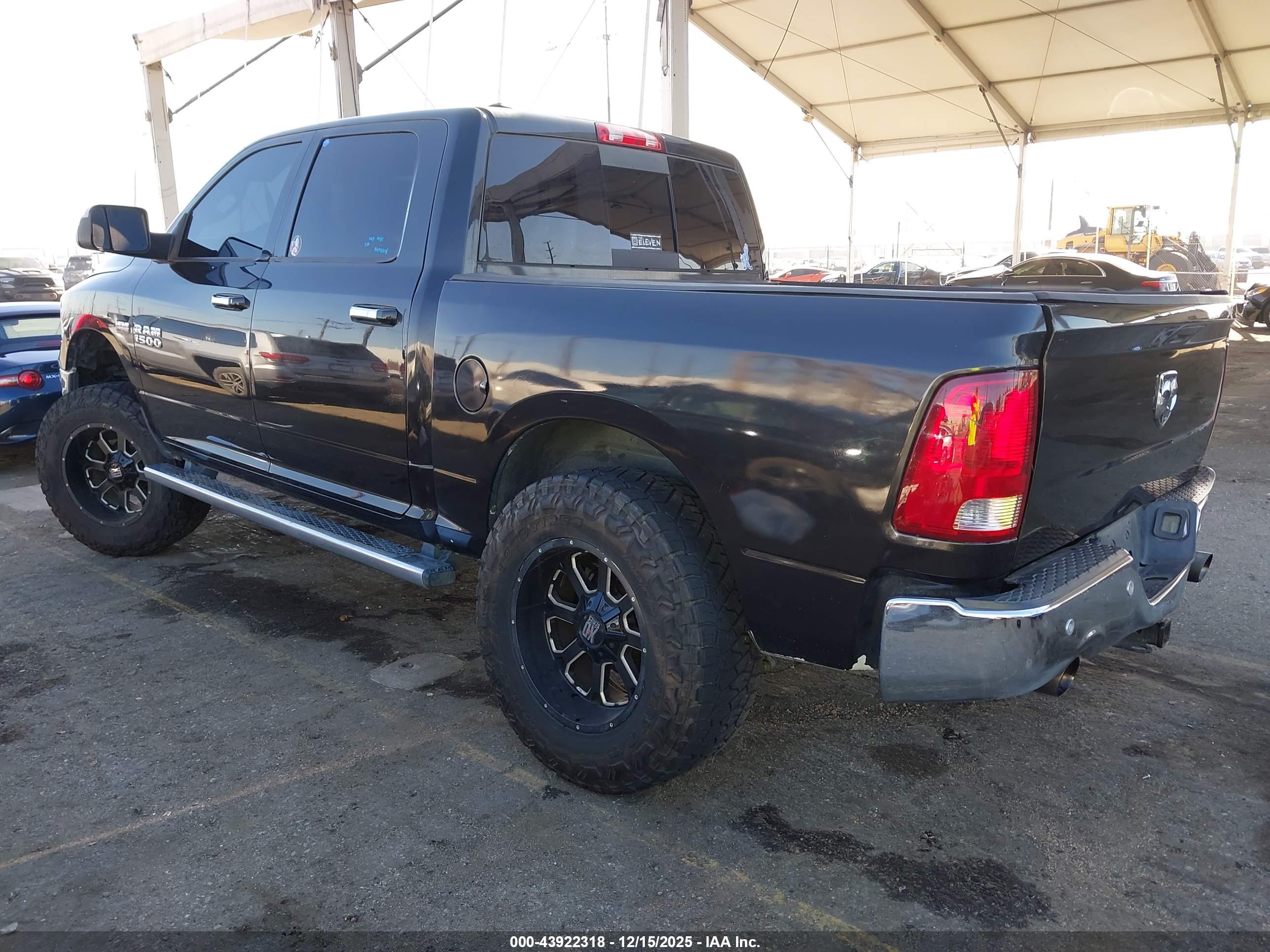 RAM 1500 image 3
