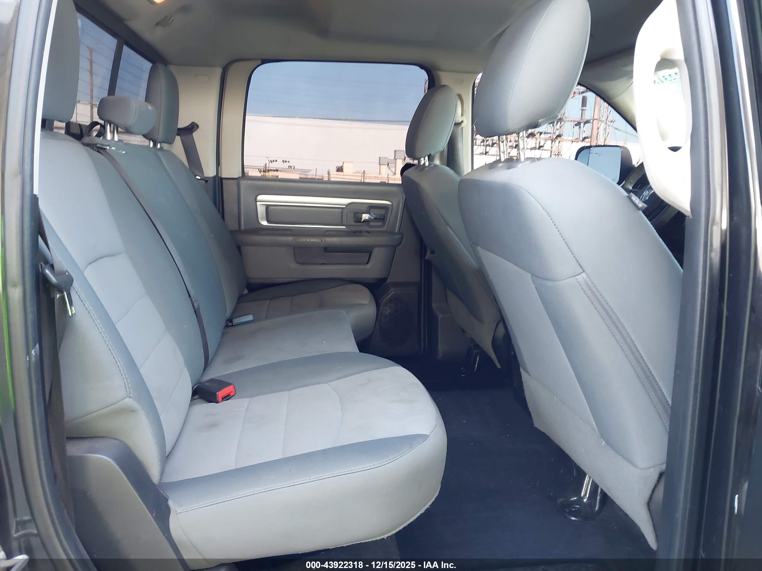 RAM 1500 image 8