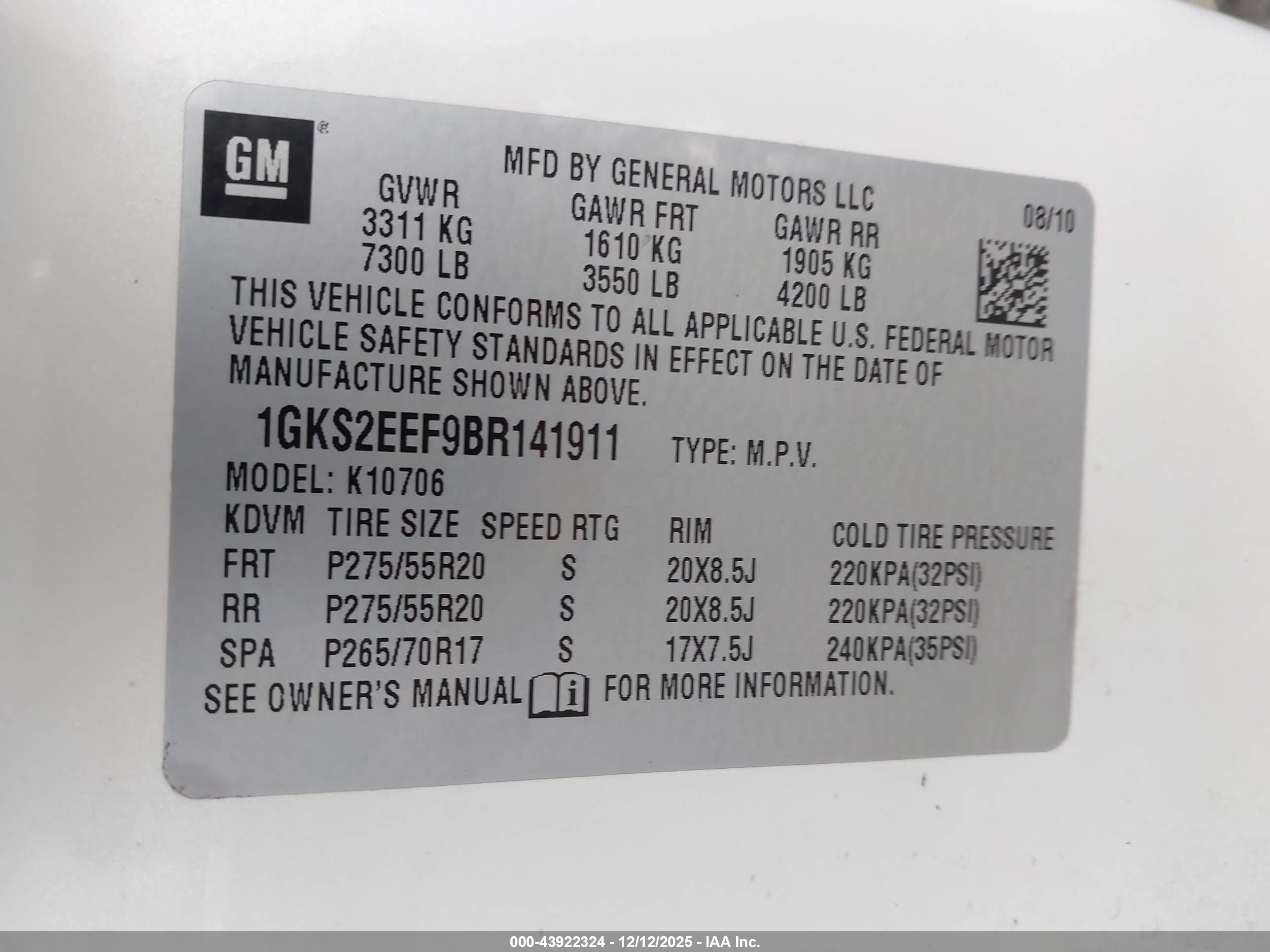 GMC YUKON image 9
