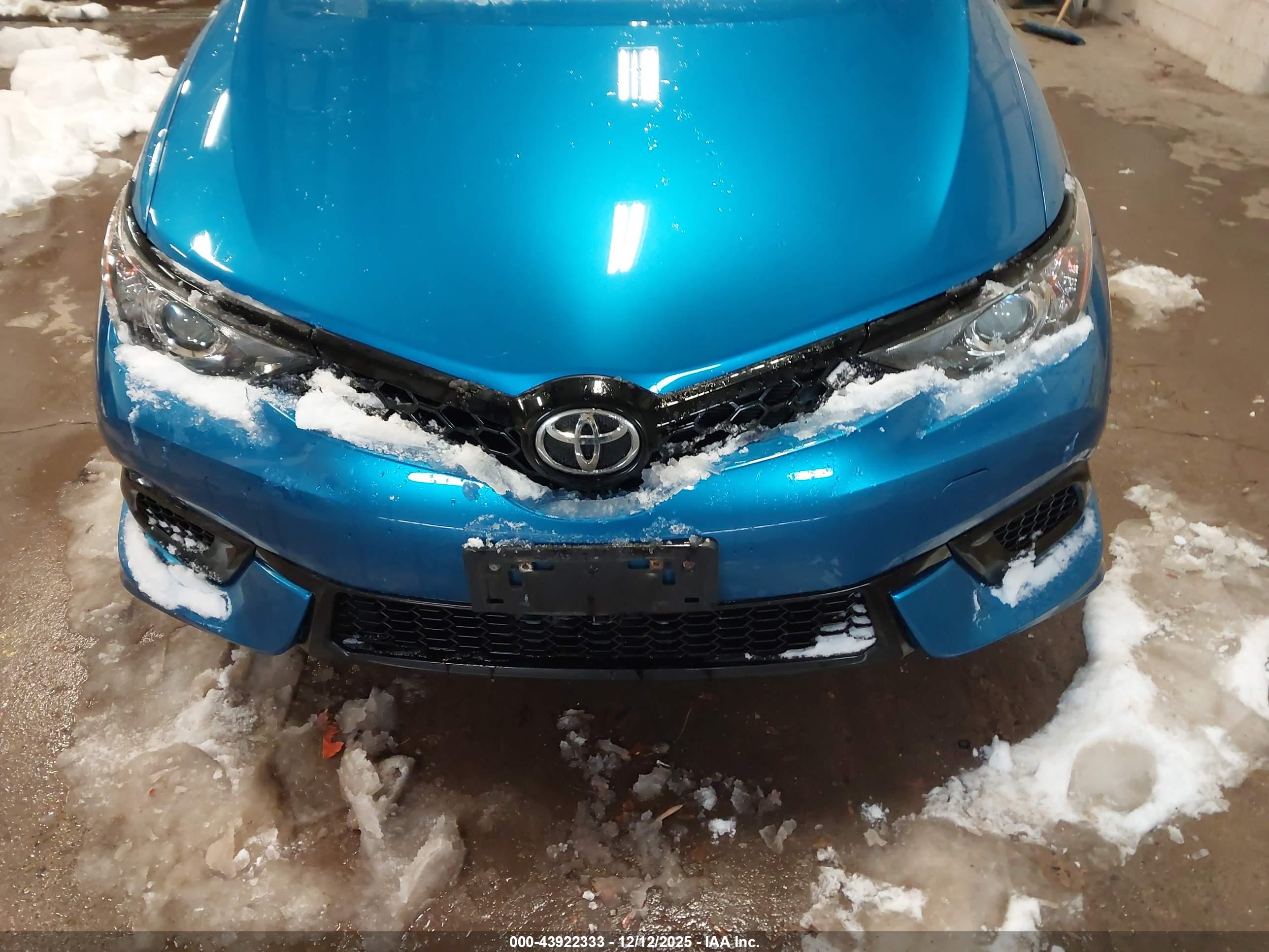 TOYOTA COROLLA image 6