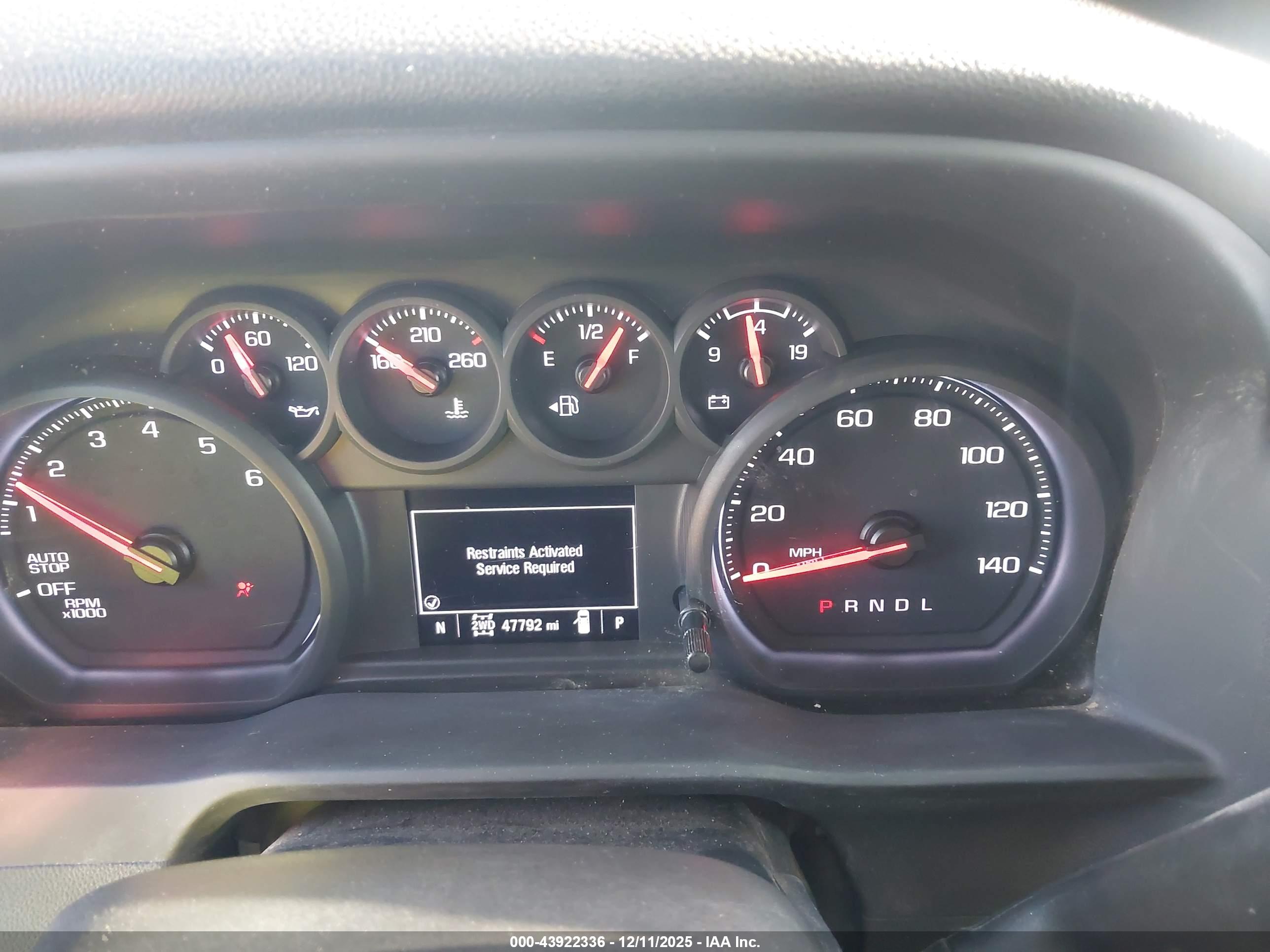 CHEVROLET SILVERADO image 7