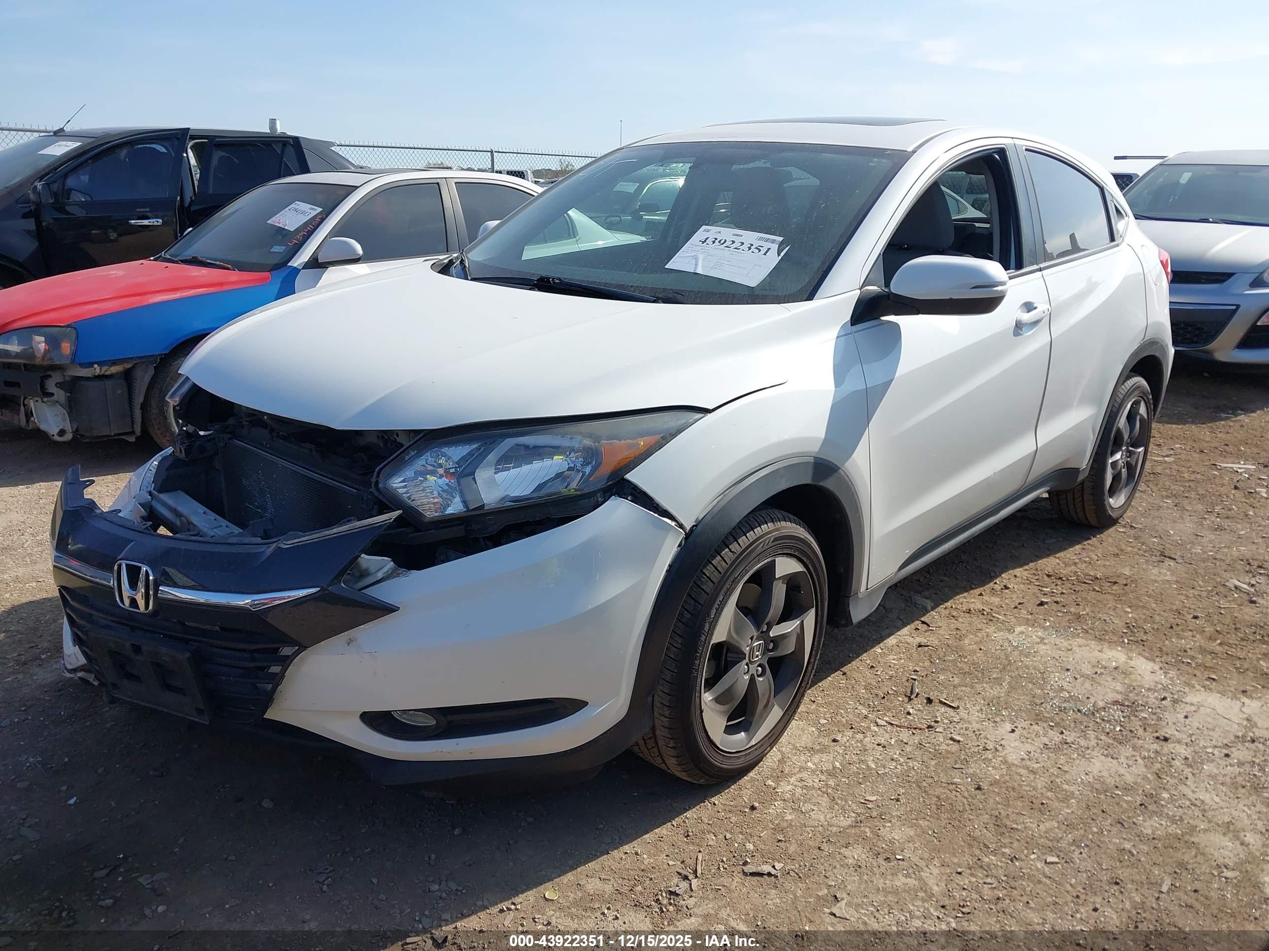 HONDA HR-V image 2