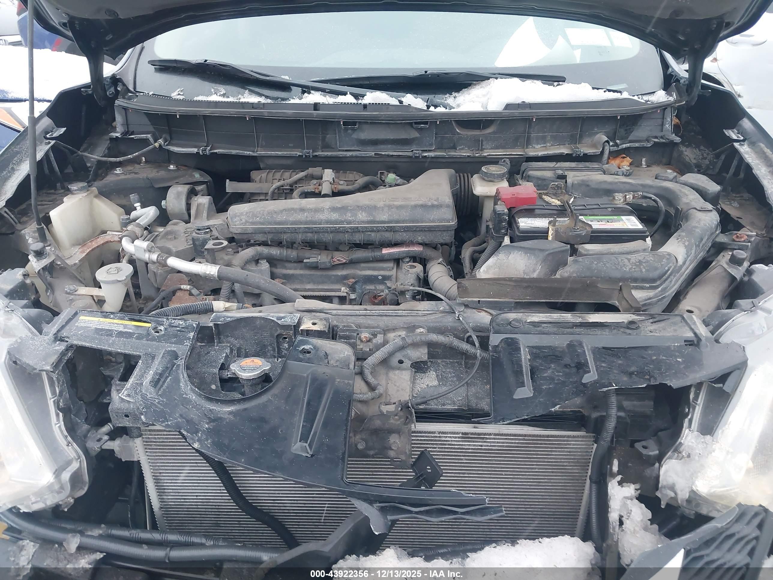 NISSAN ROGUE image 10