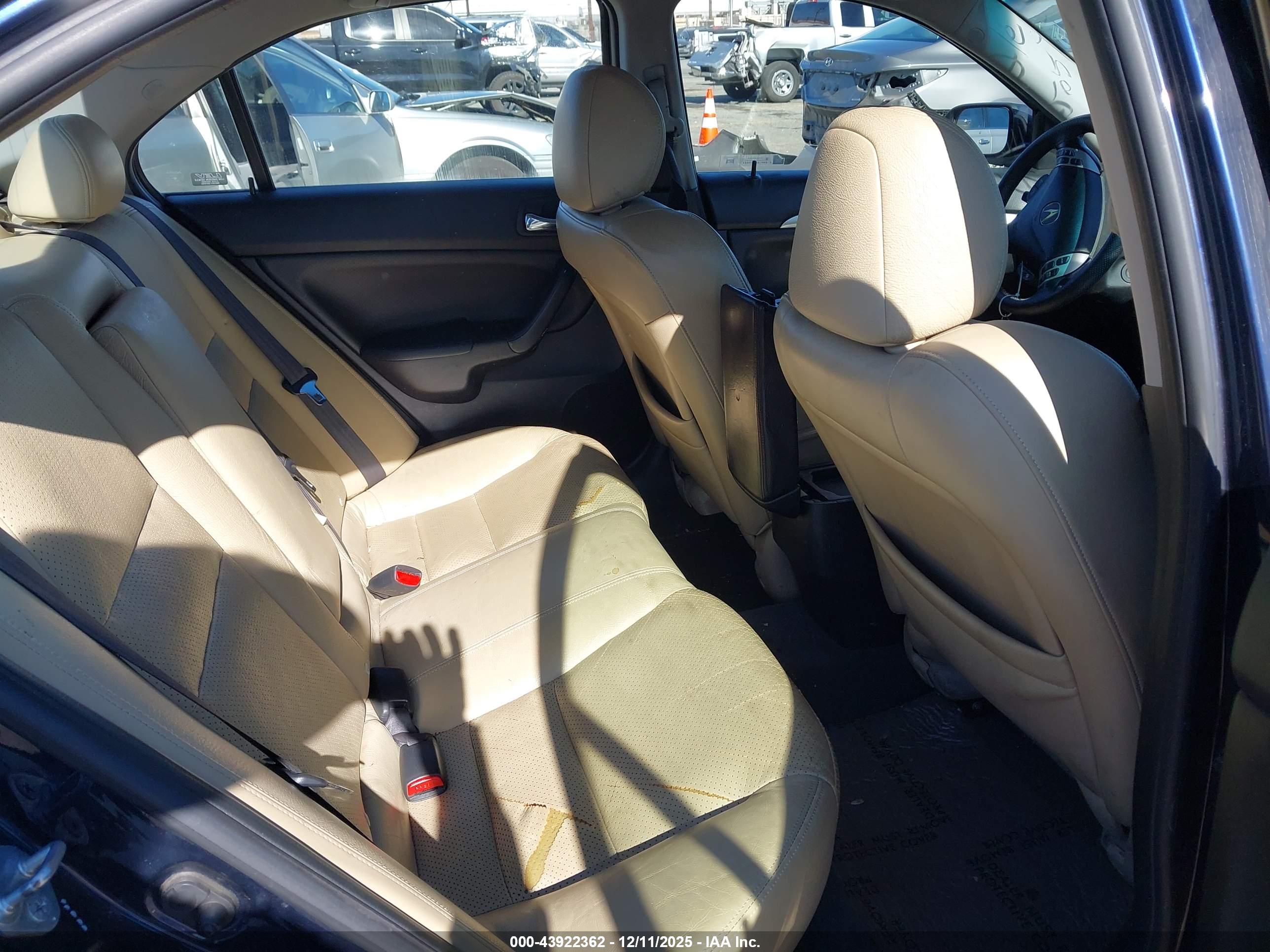 ACURA TSX image 8