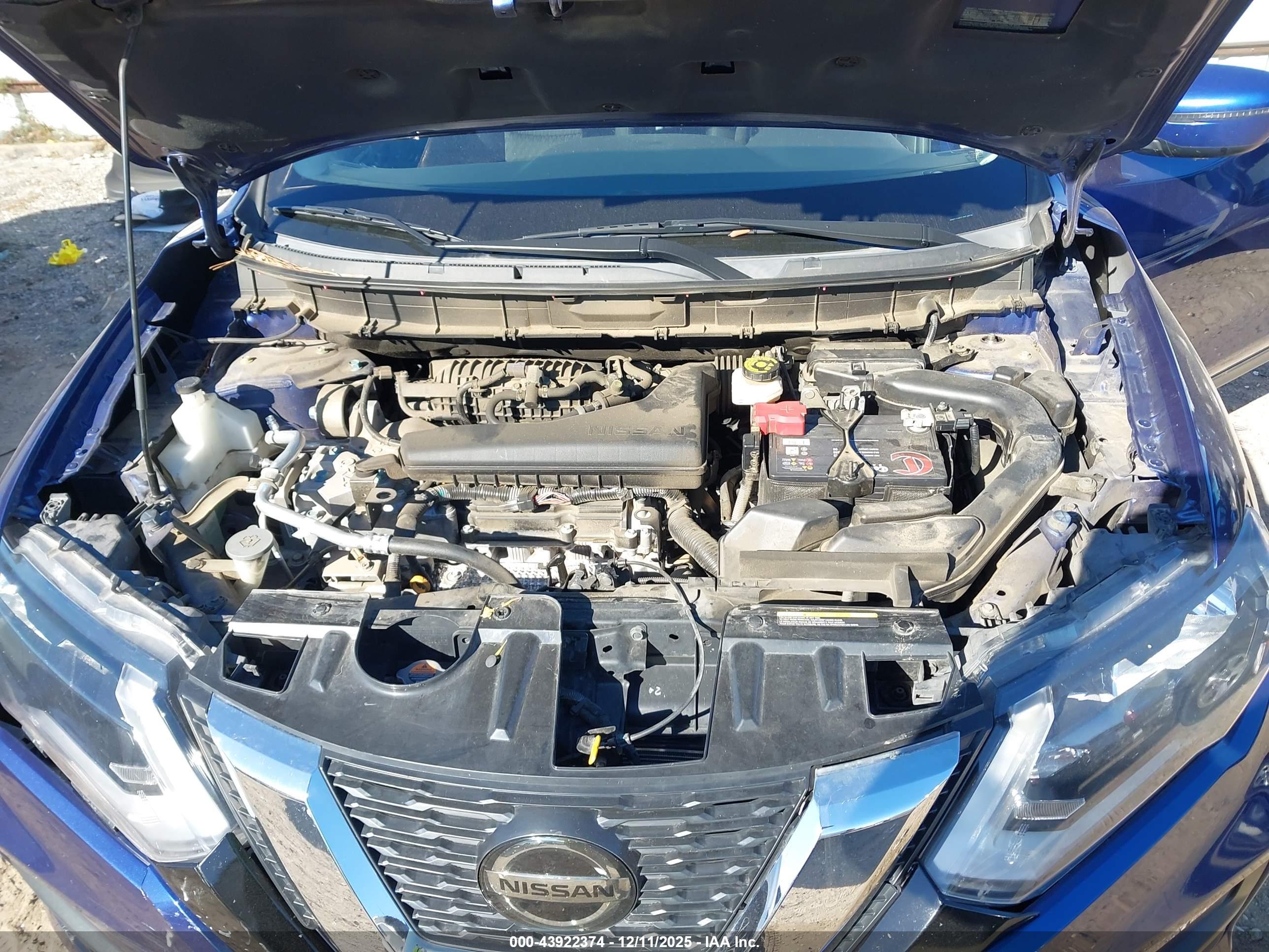 NISSAN ROGUE image 10