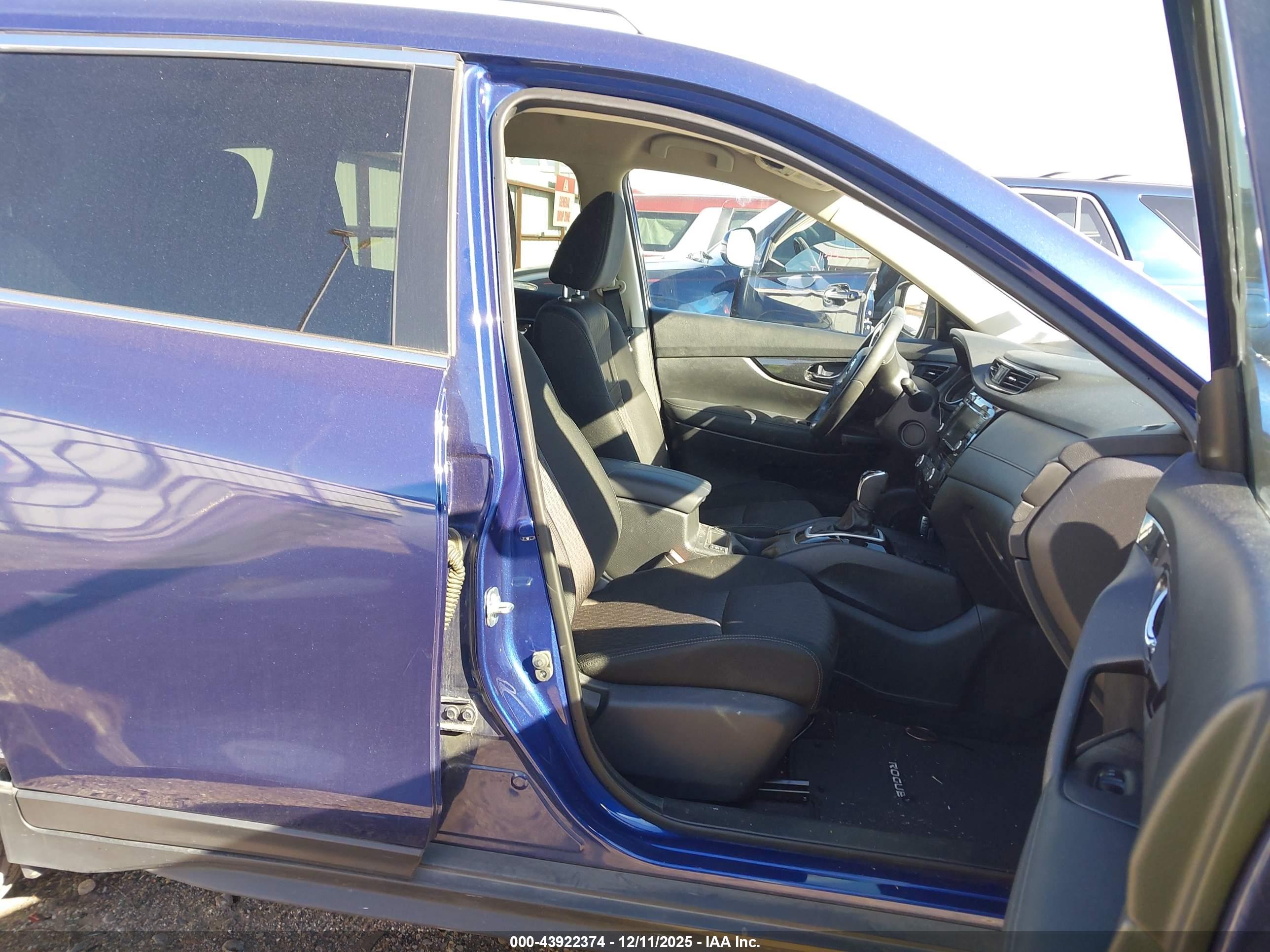 NISSAN ROGUE image 5