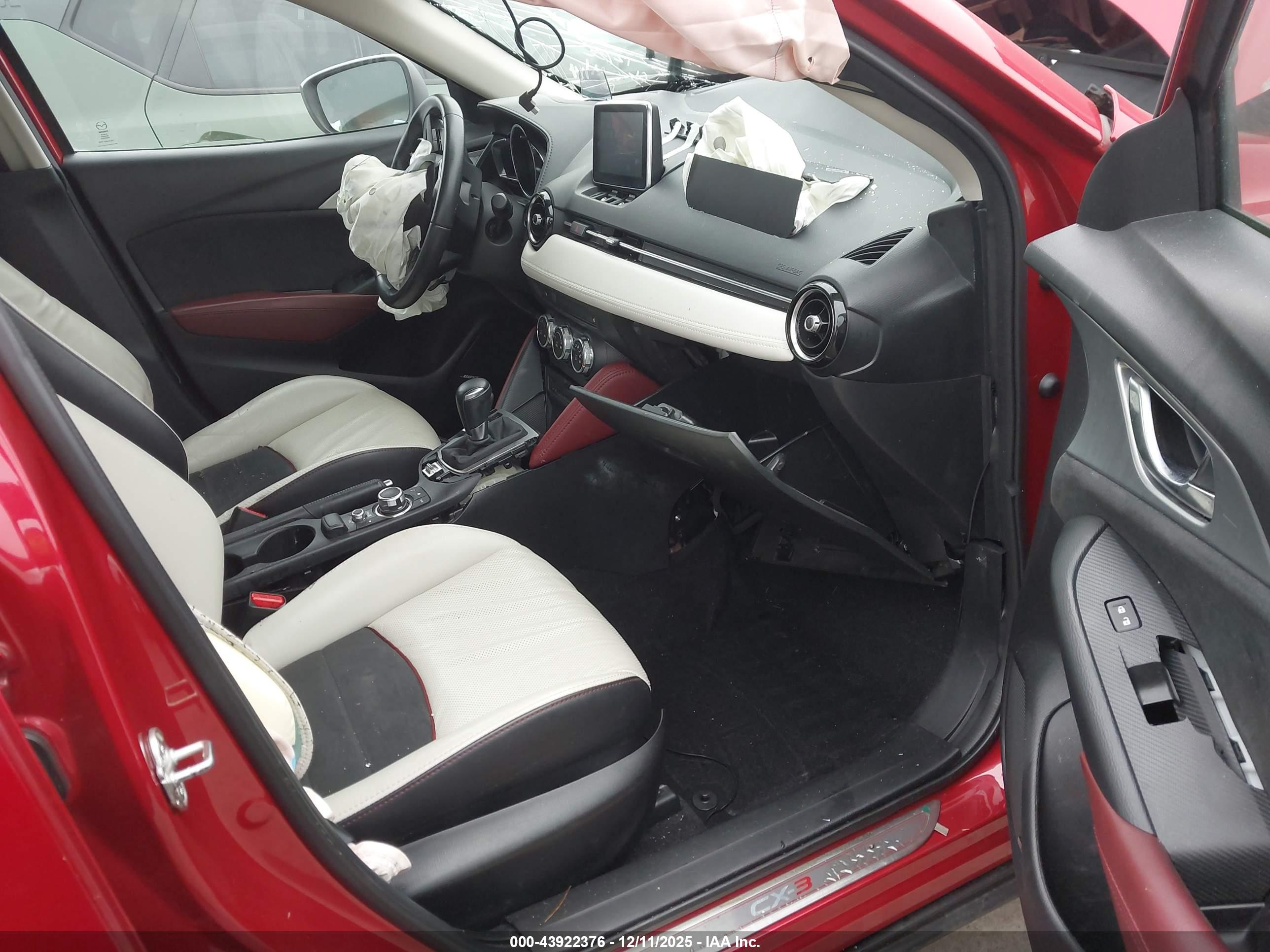 MAZDA CX-3 image 5