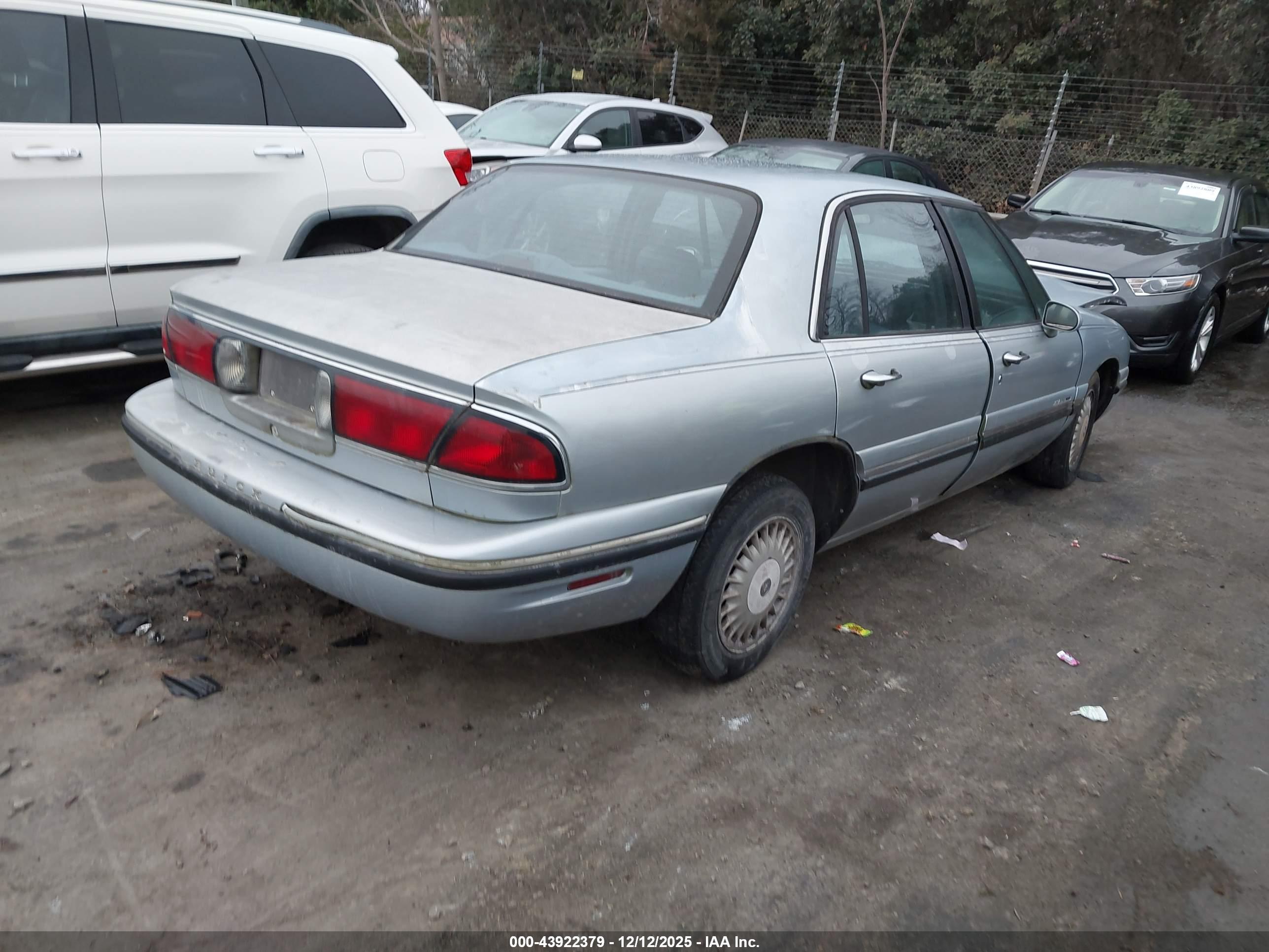 BUICK LESABRE image 4