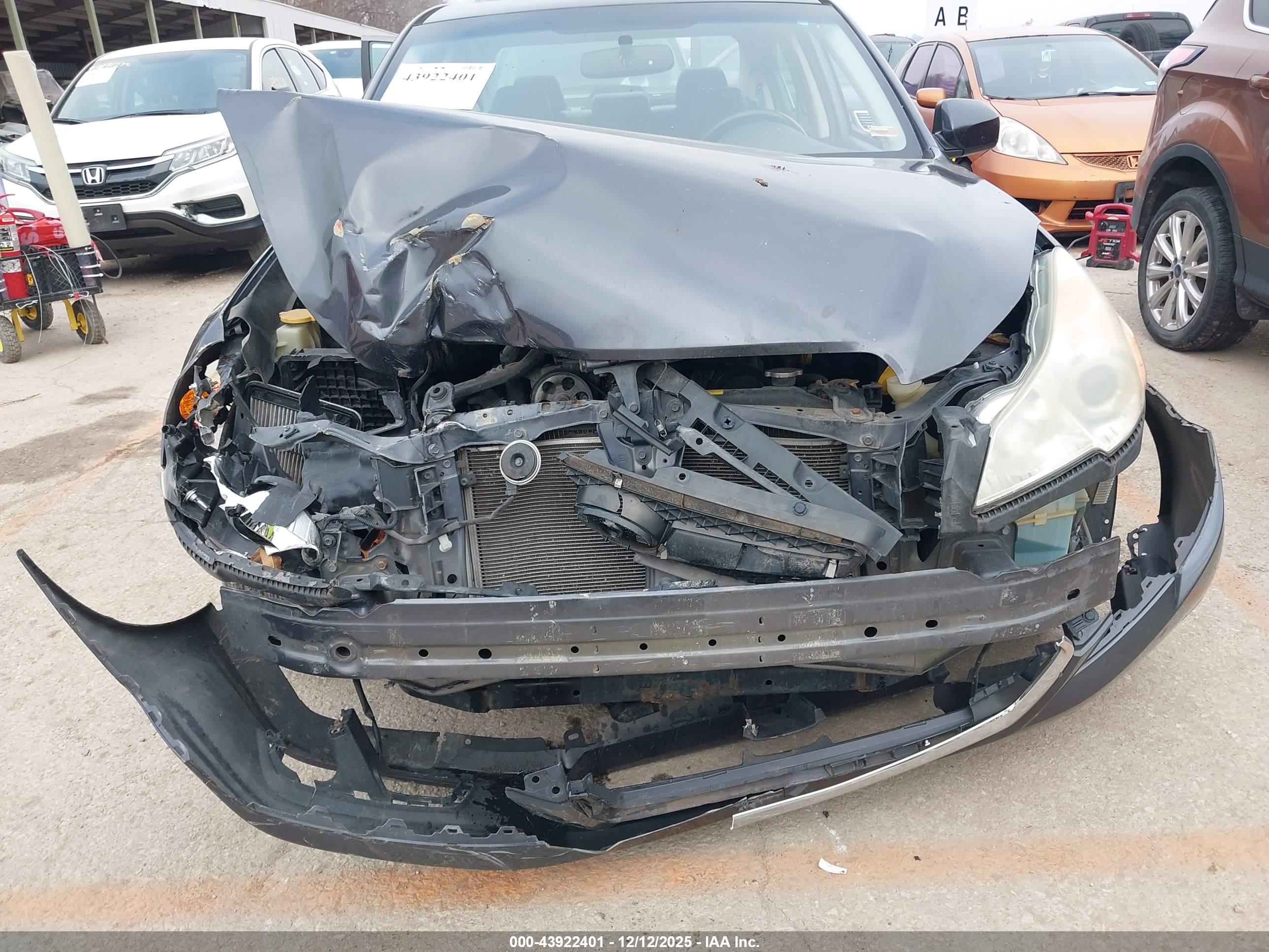 SUBARU LEGACY image 6