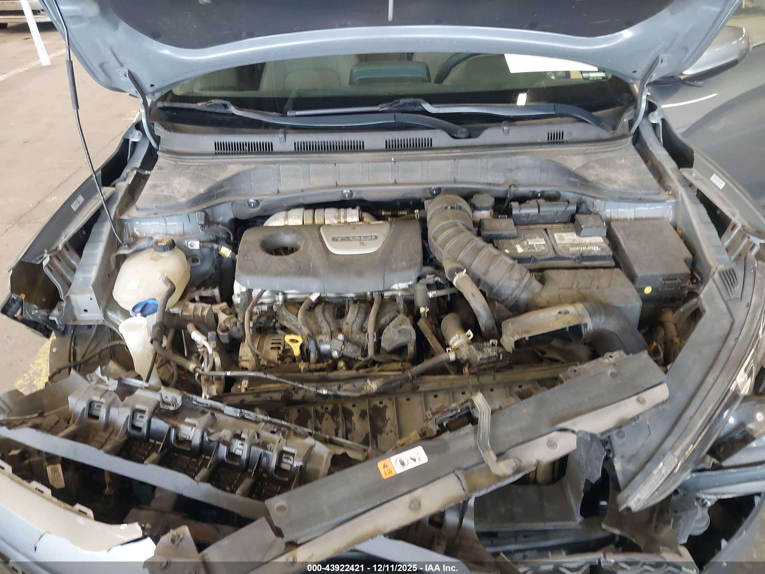 HYUNDAI KONA image 10