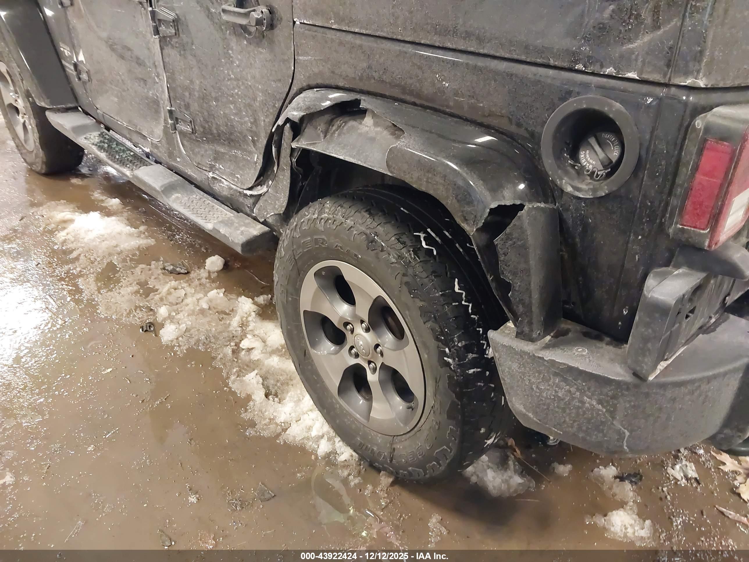 JEEP WRANGLER image 6