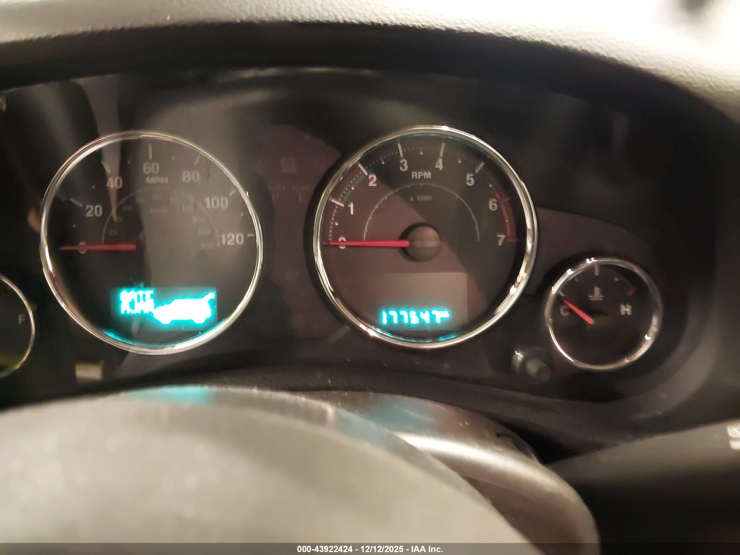 JEEP WRANGLER image 7