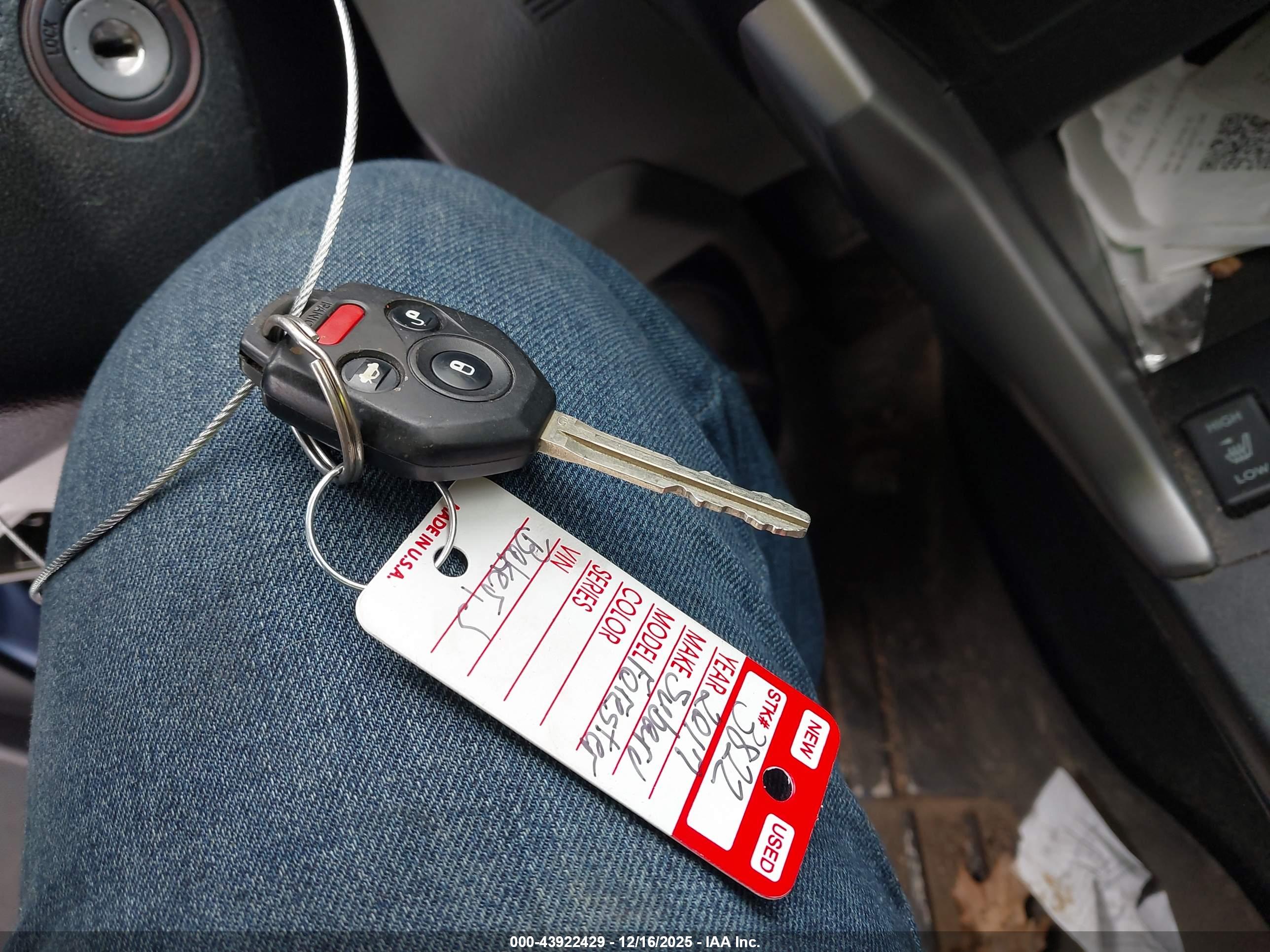 SUBARU FORESTER image 11