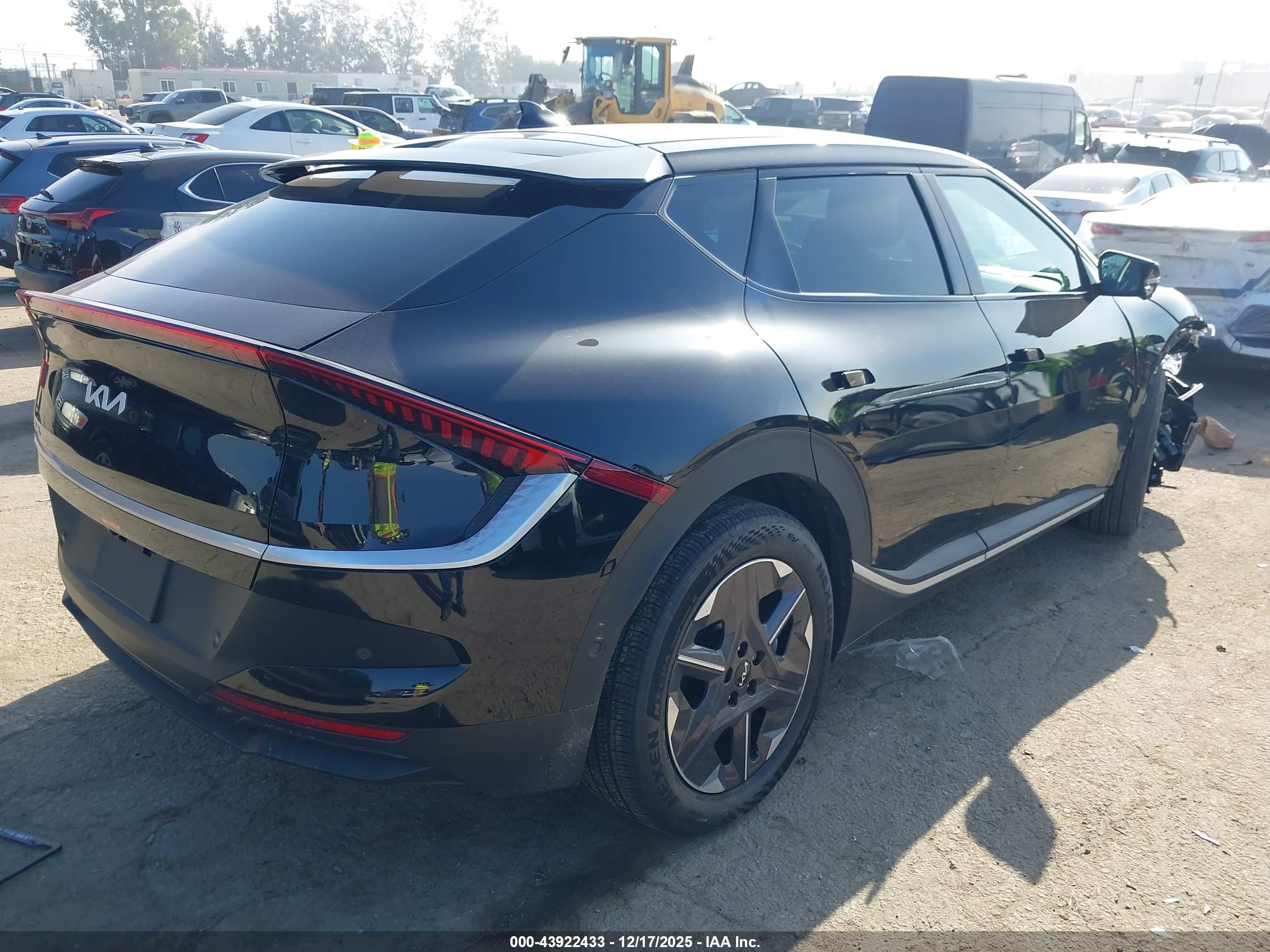 KIA EV6 image 4