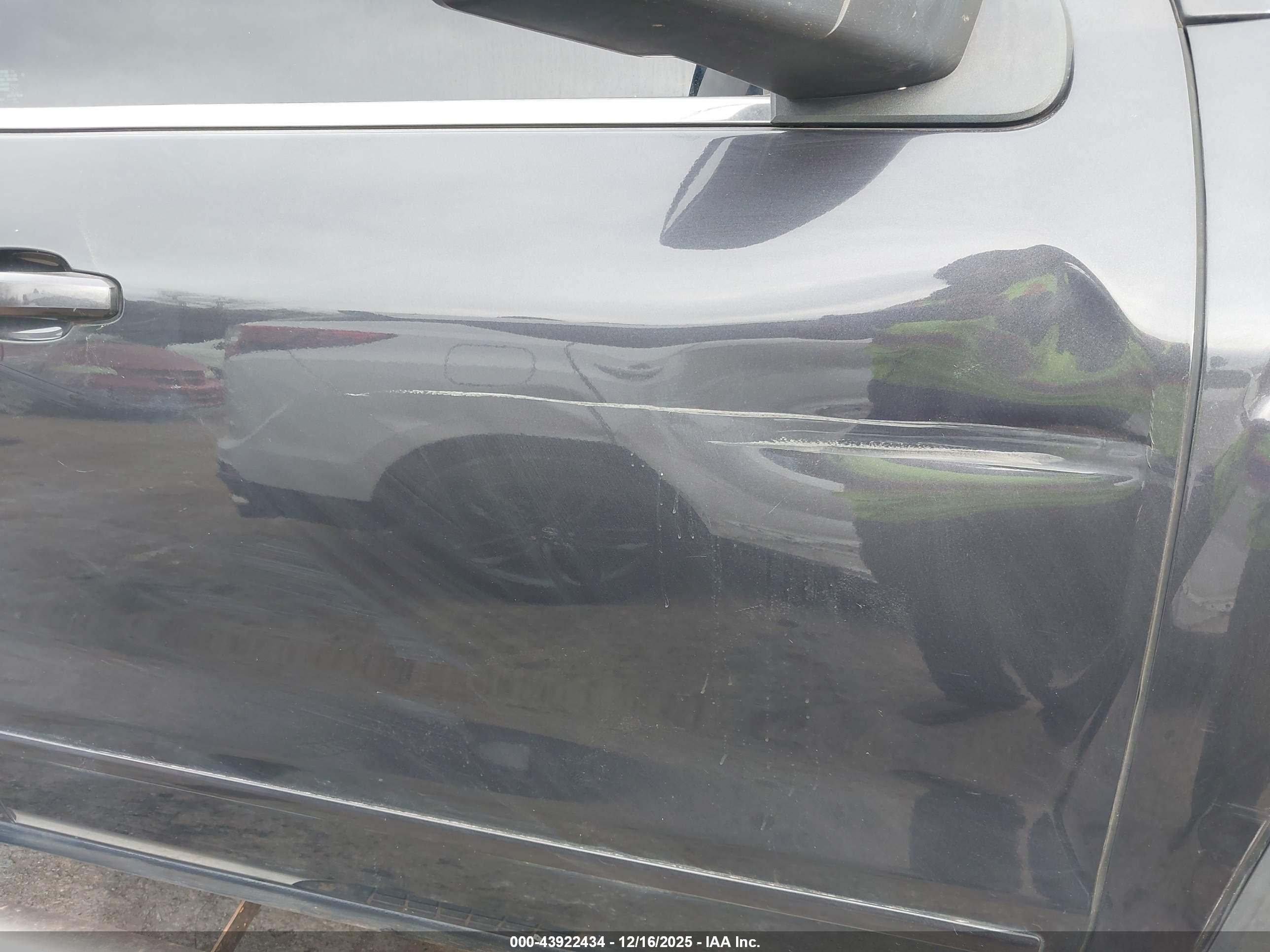 GMC SIERRA image 6