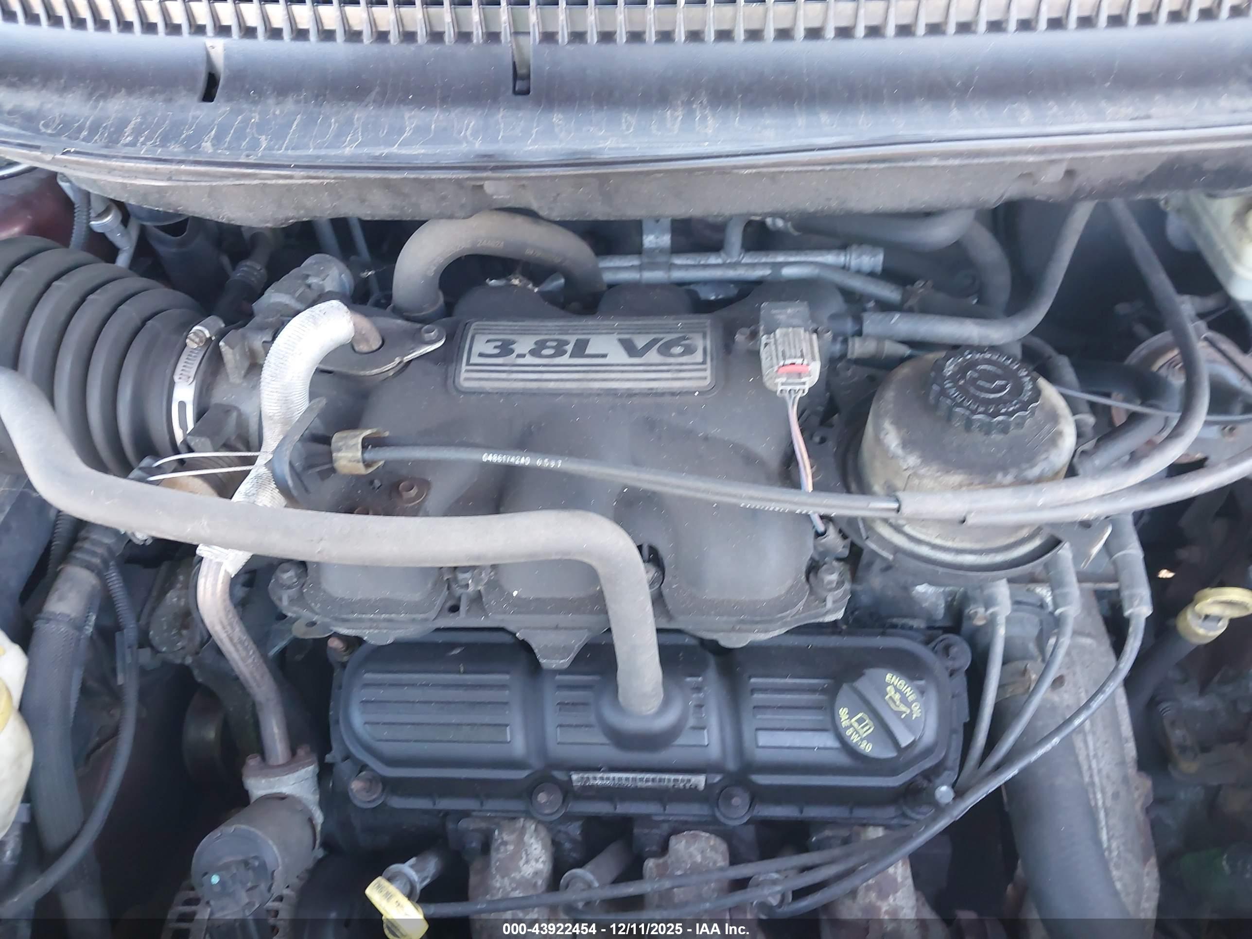 CHRYSLER TOWN image 10