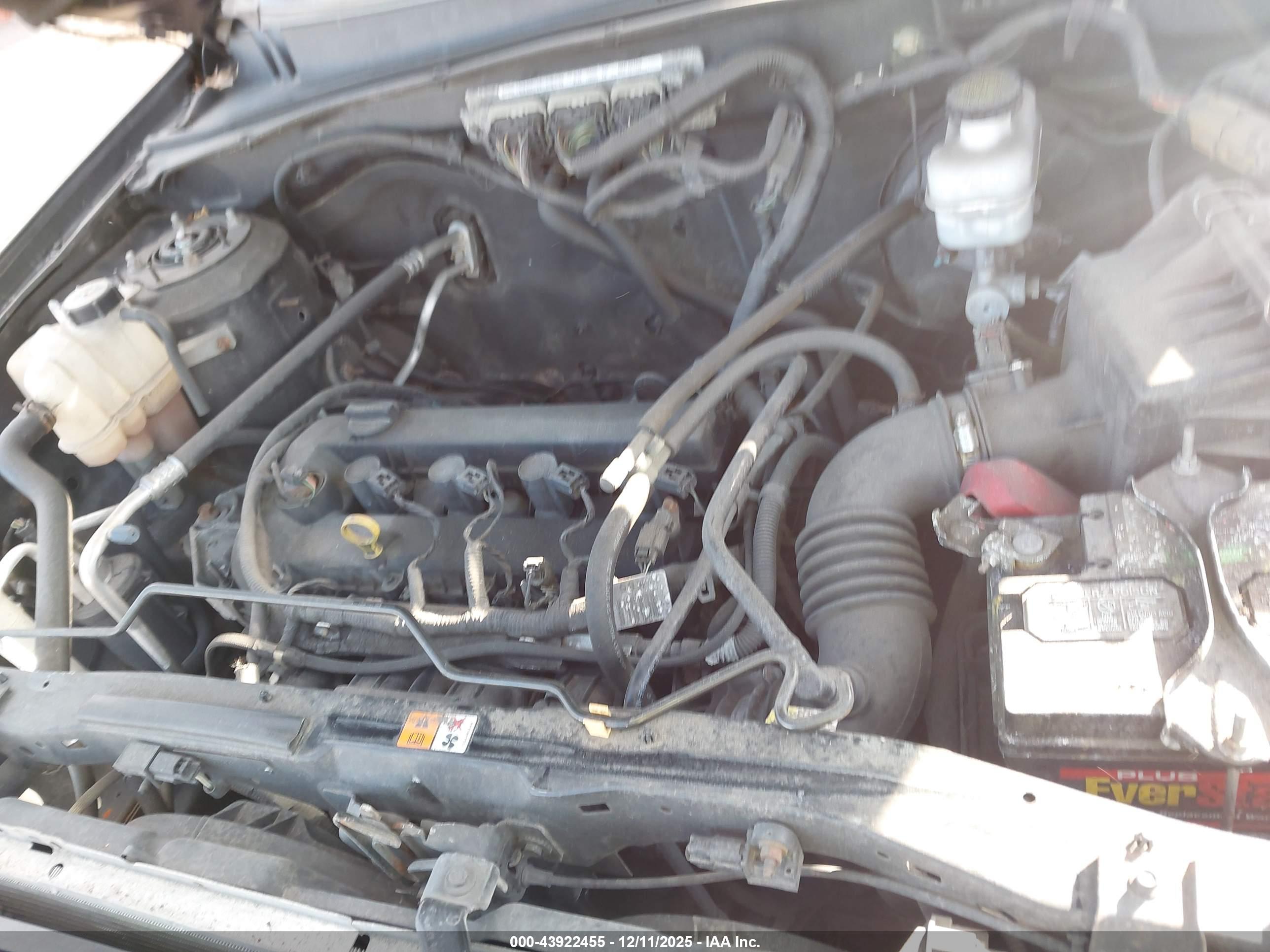 FORD ESCAPE image 10