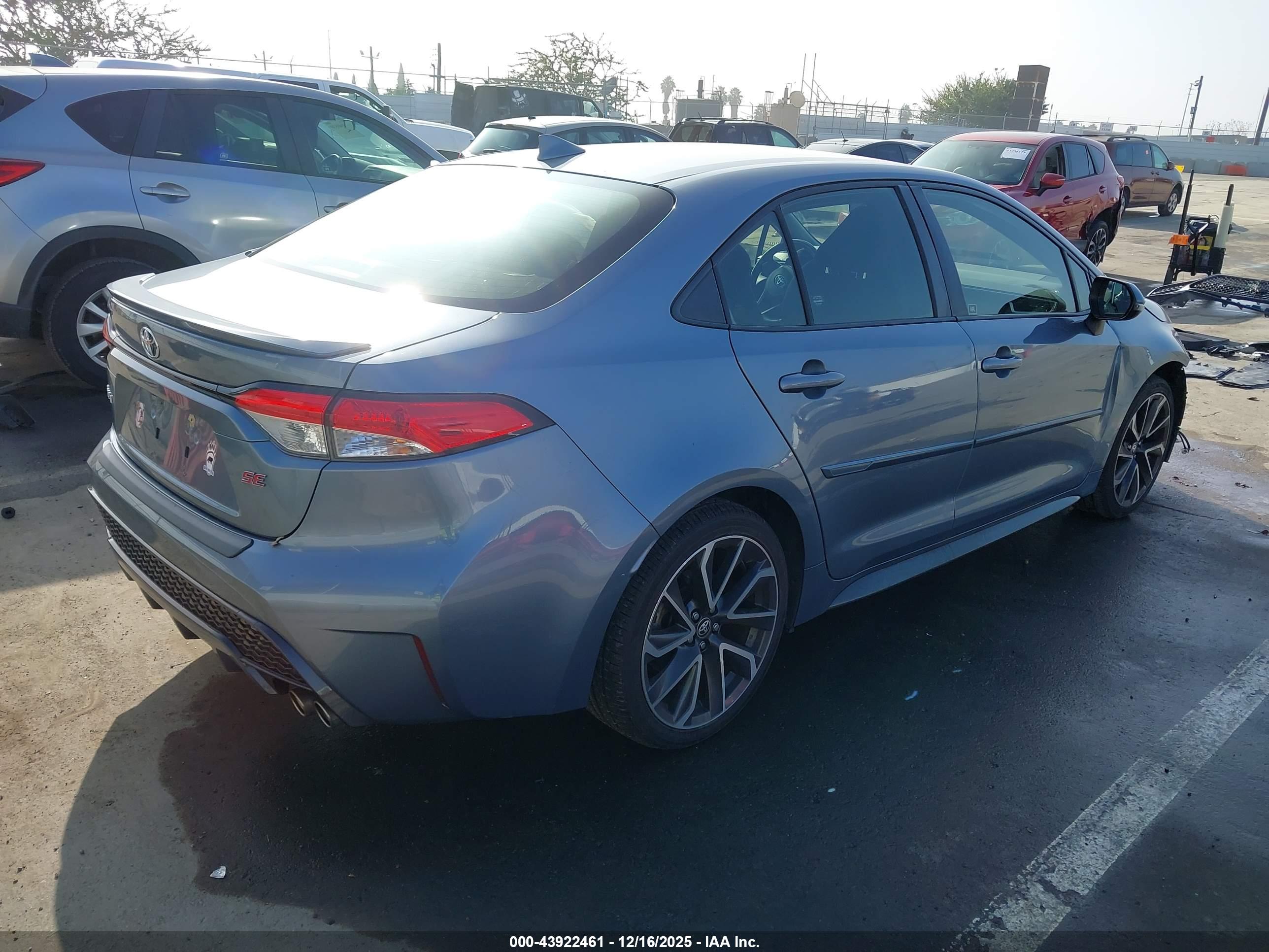 TOYOTA COROLLA image 4